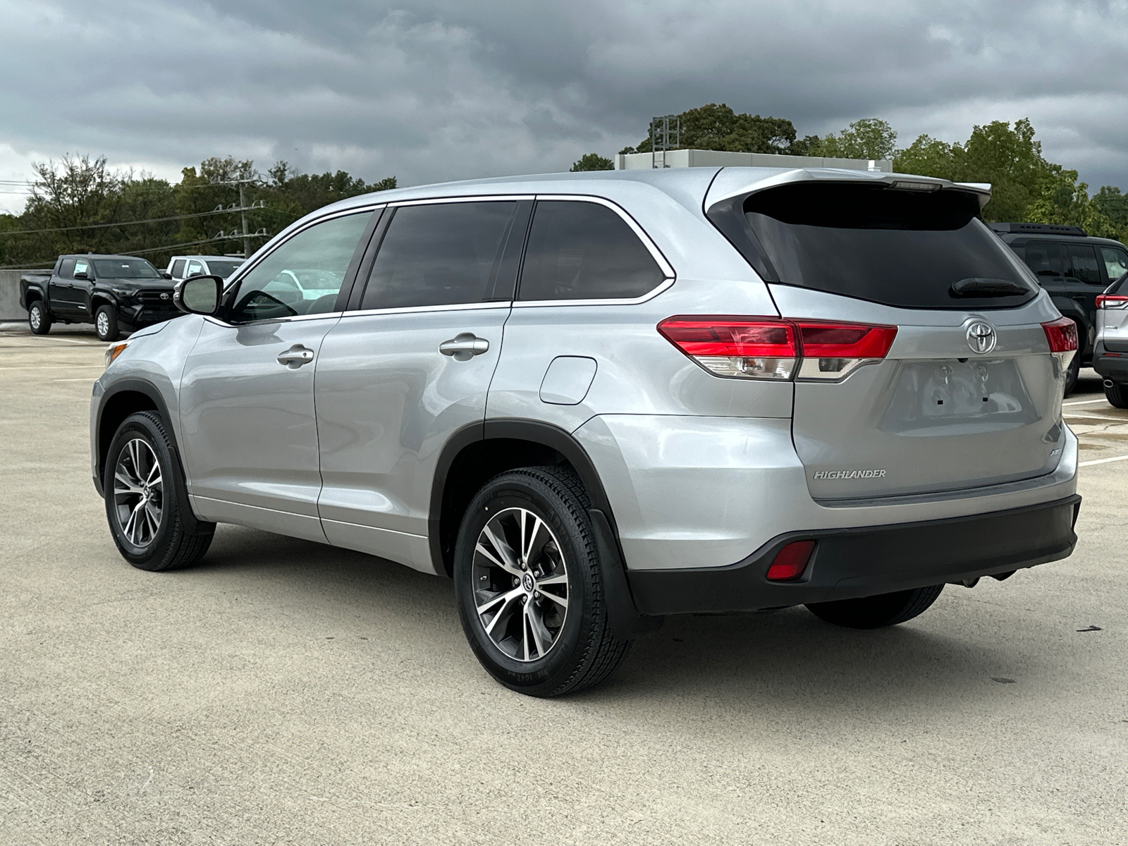 2018 Toyota Highlander LE 7