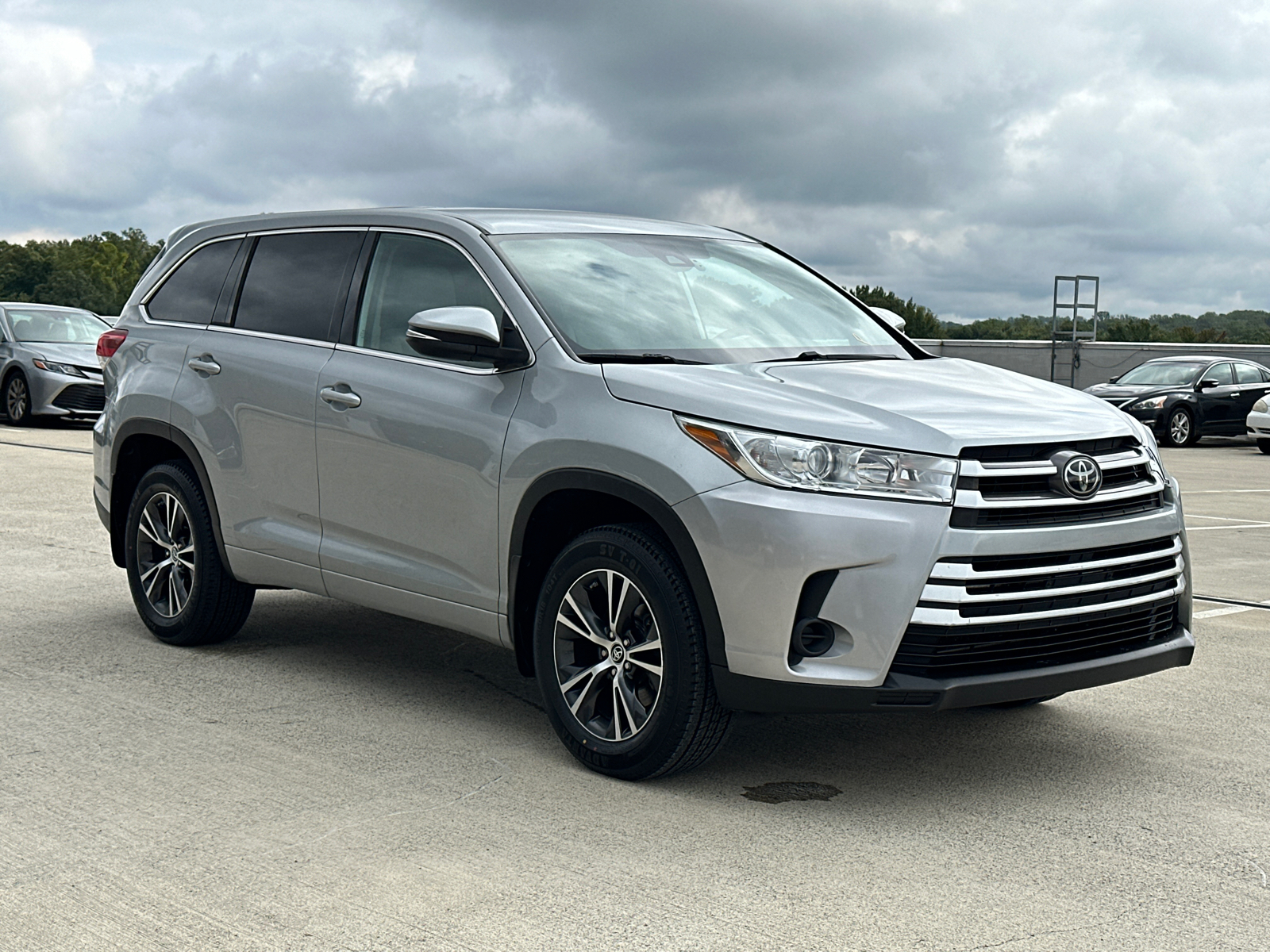 2018 Toyota Highlander LE 31