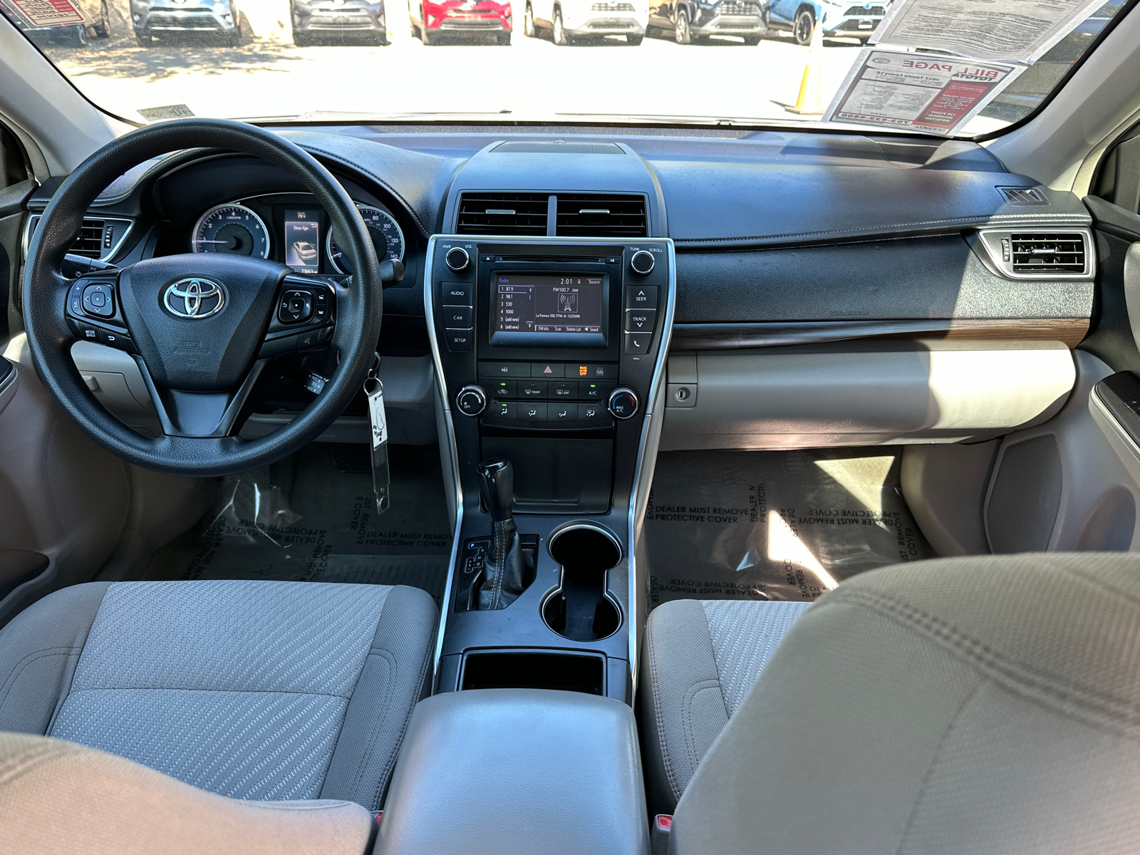 2017 Toyota Camry LE 14