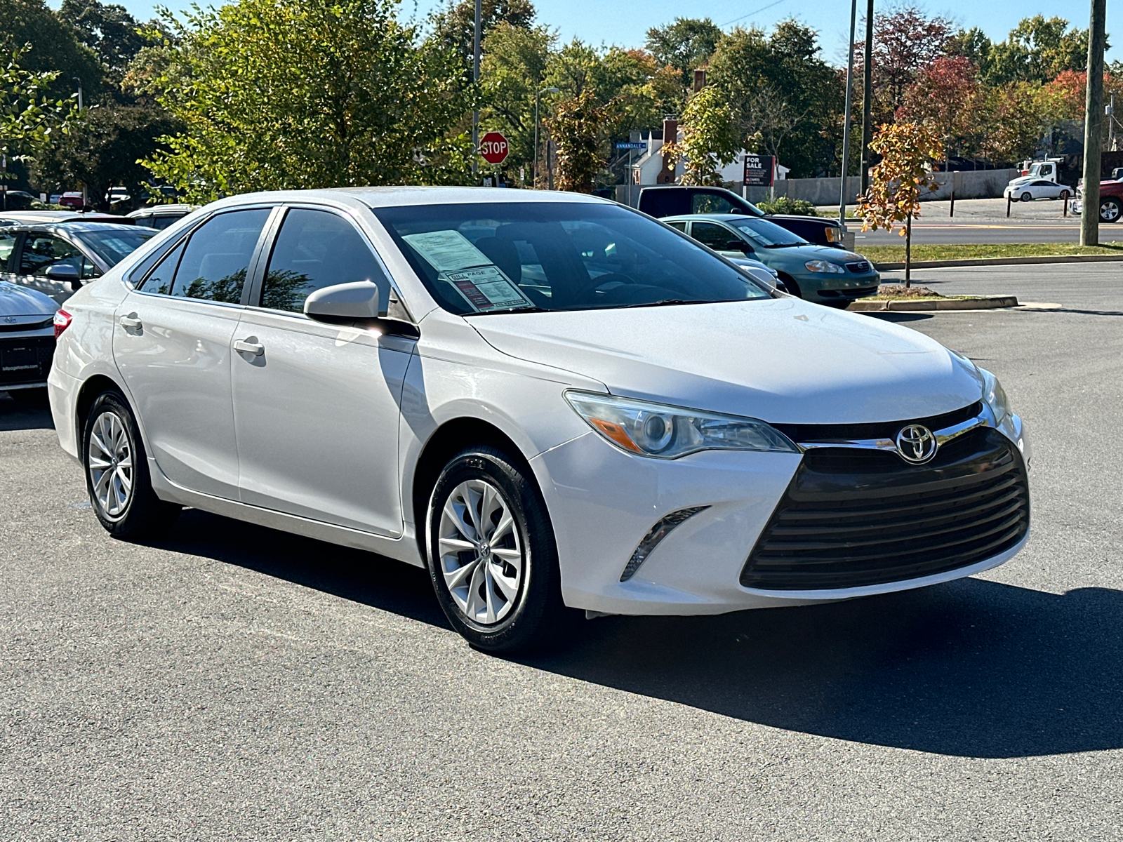 2017 Toyota Camry LE 31