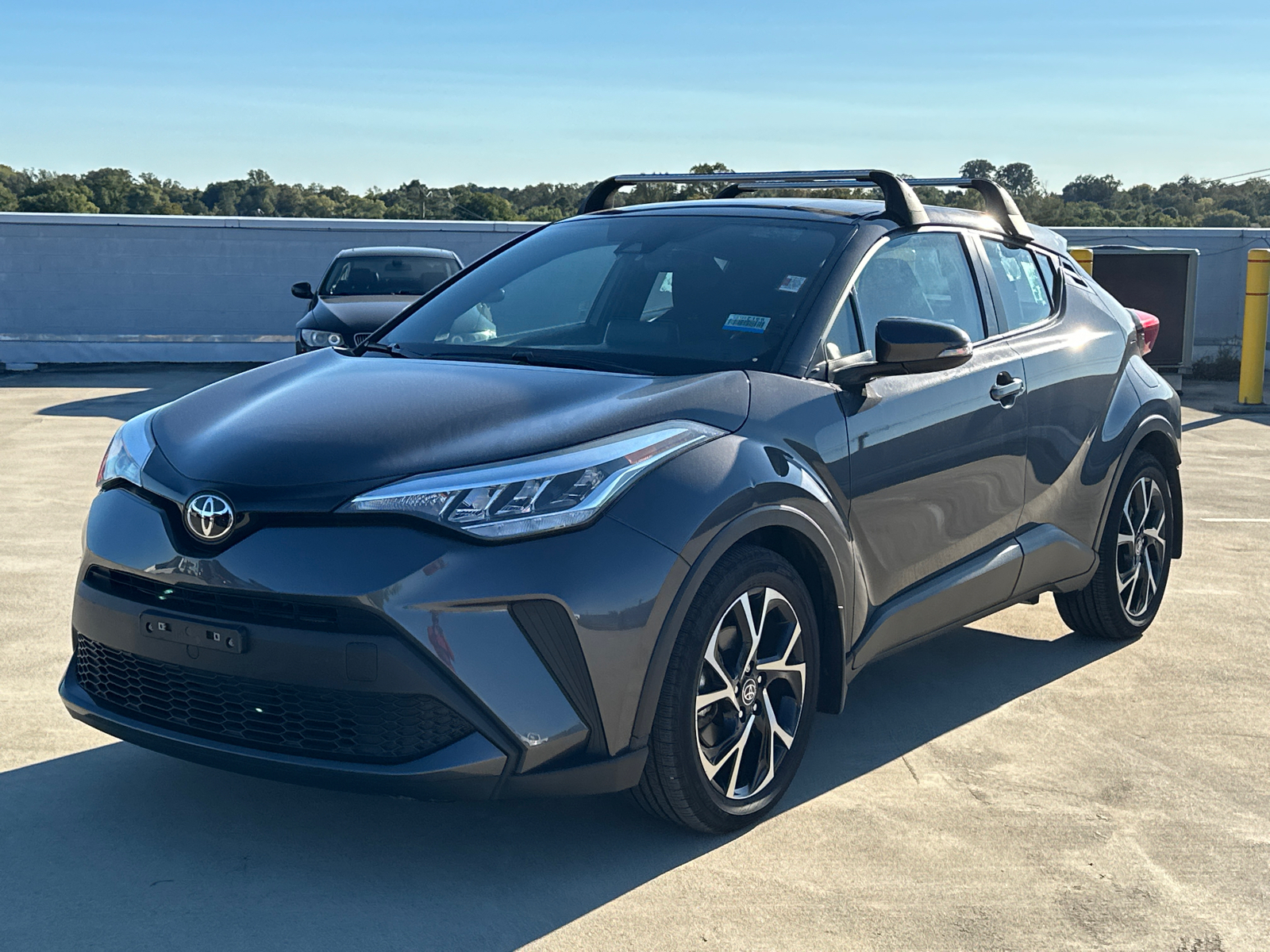 2021 Toyota C-HR XLE 2