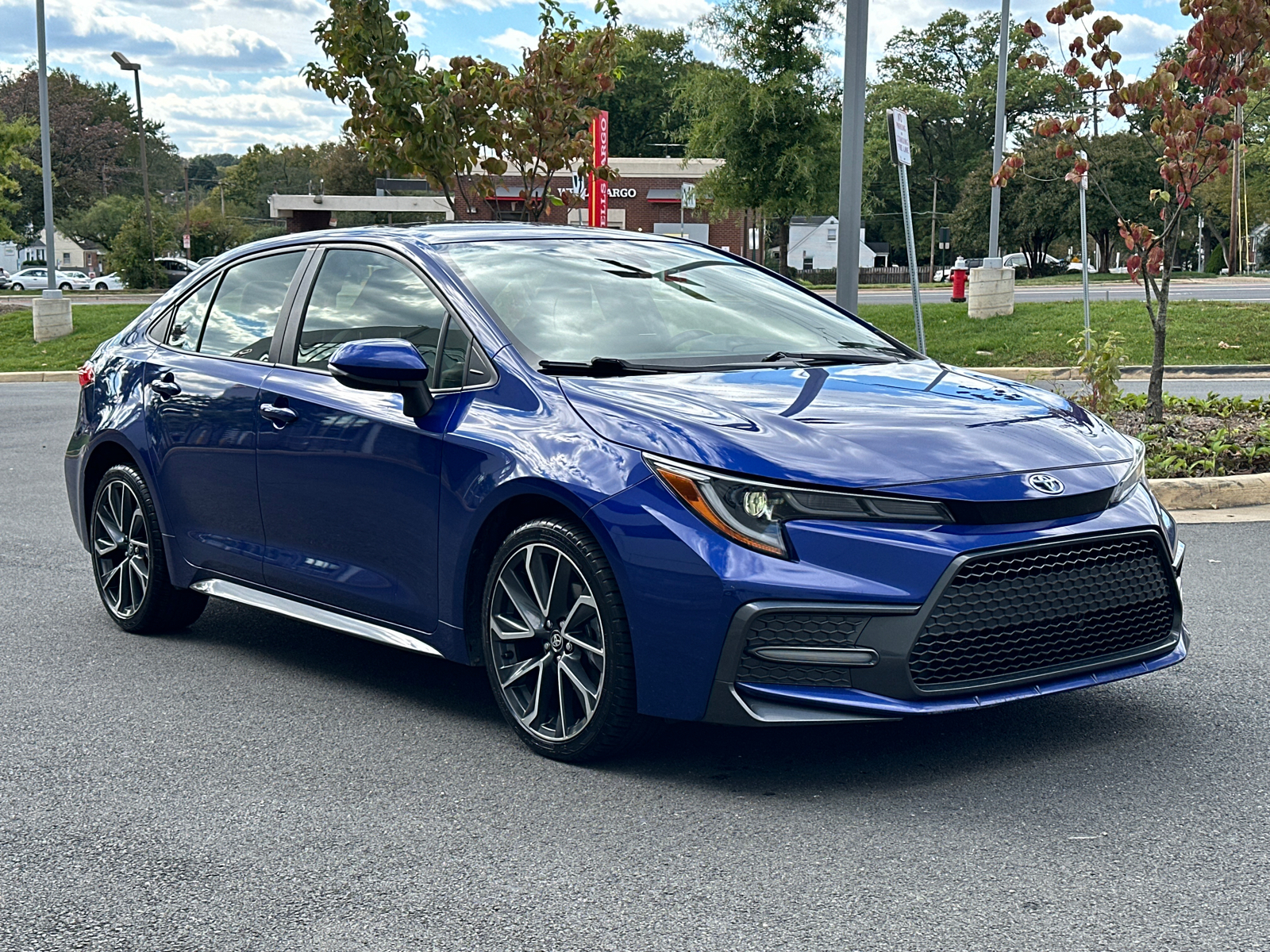 2020 Toyota Corolla SE 32