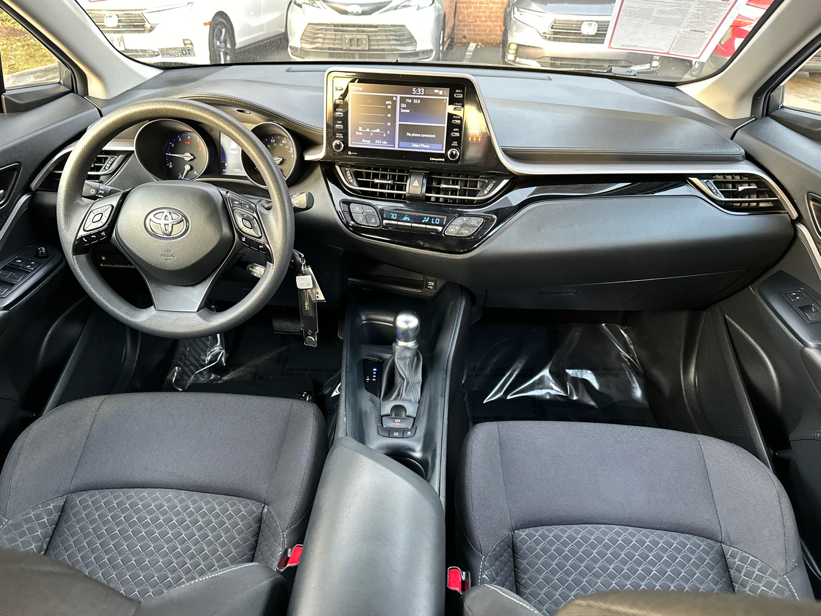 2021 Toyota C-HR LE 16