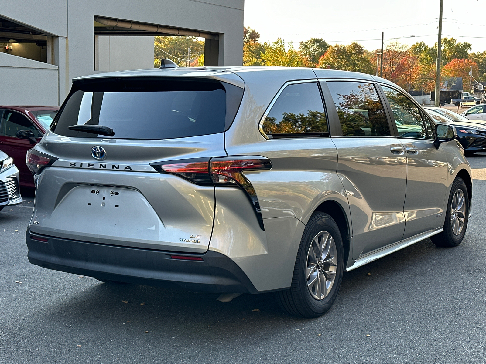 2021 Toyota Sienna LE 5