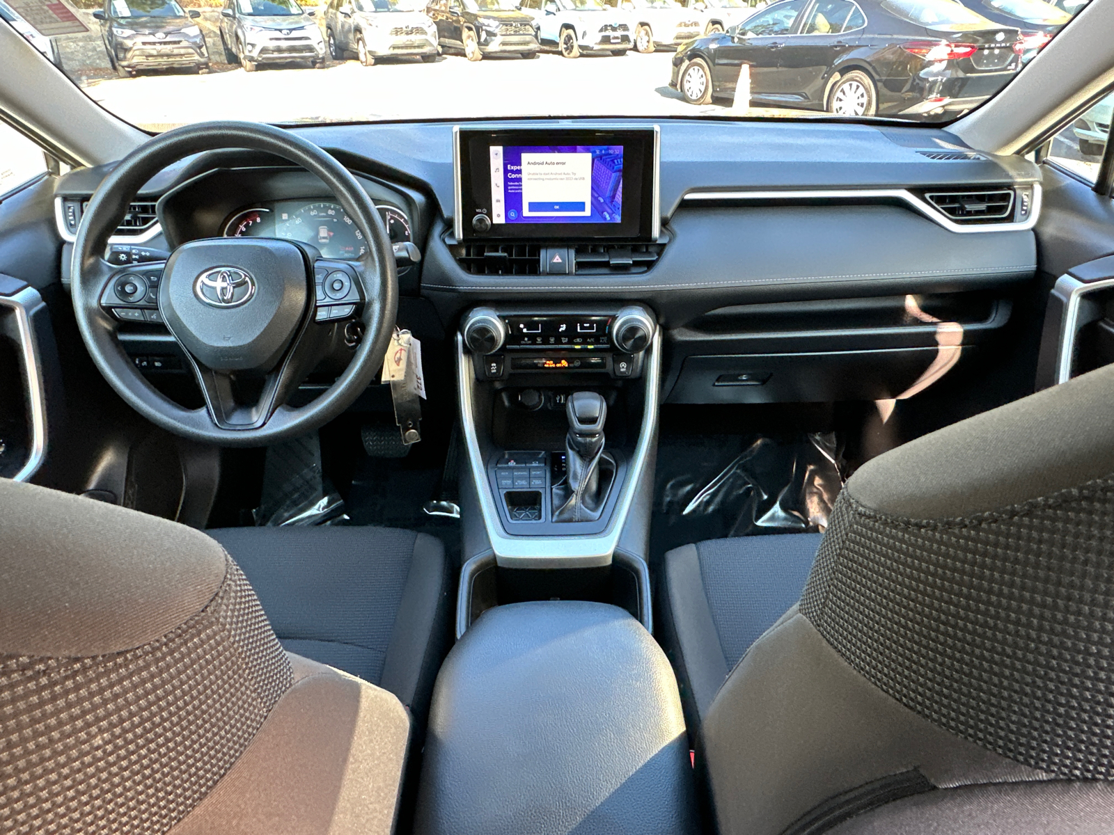 2024 Toyota RAV4 LE 14