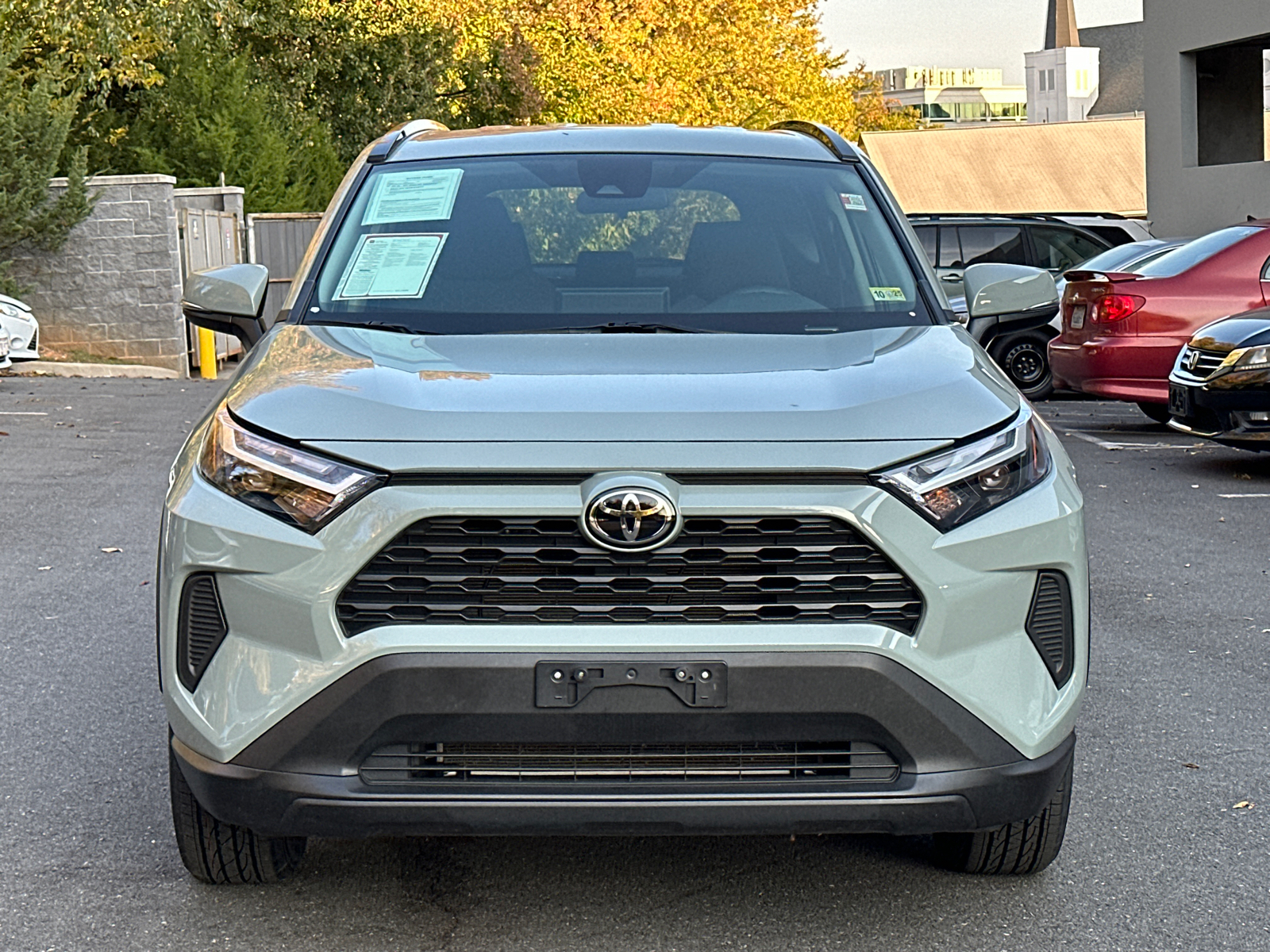 2023 Toyota RAV4 XLE 2