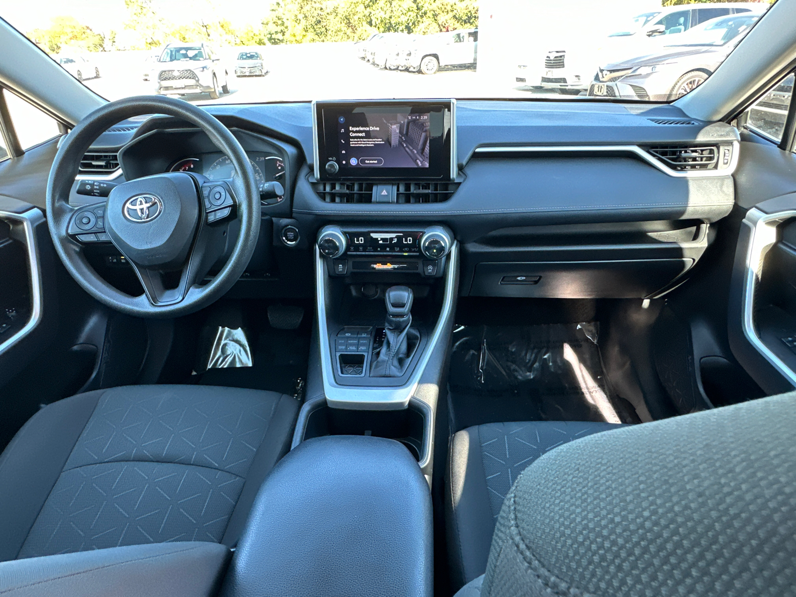 2023 Toyota RAV4 XLE 17