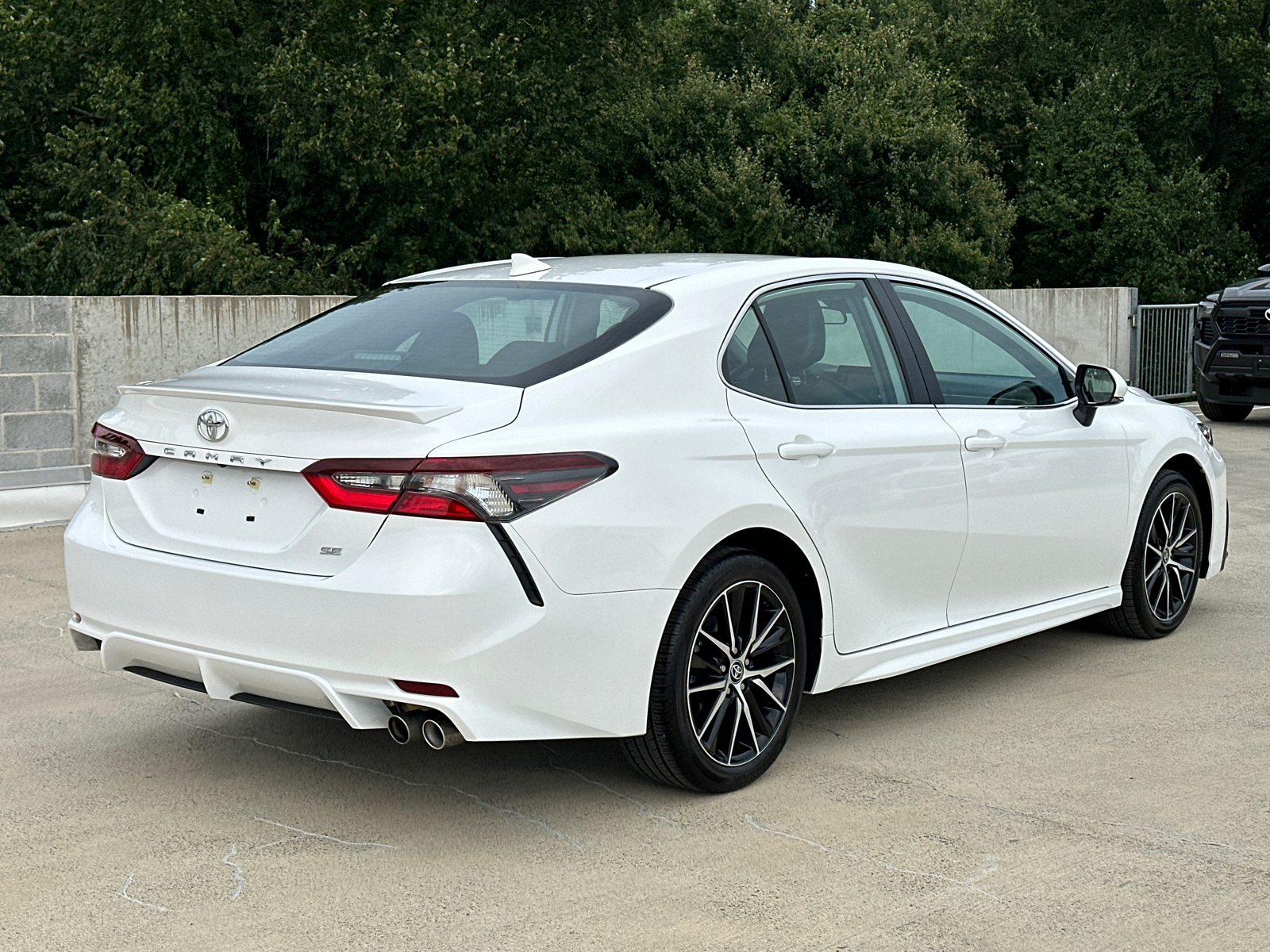 2024 Toyota Camry SE 7