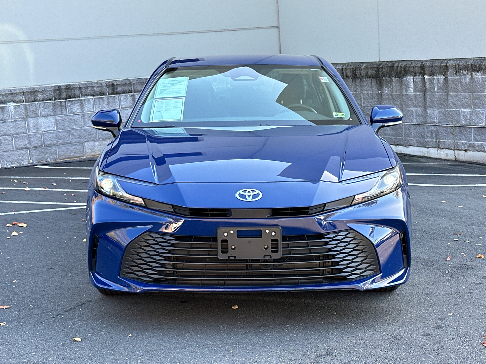 2025 Toyota Camry LE 2