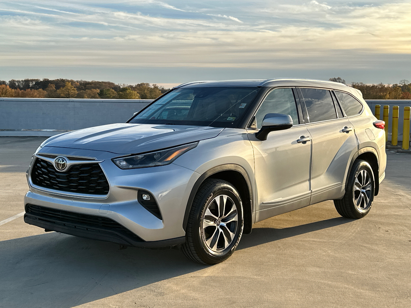 2021 Toyota Highlander XLE 2