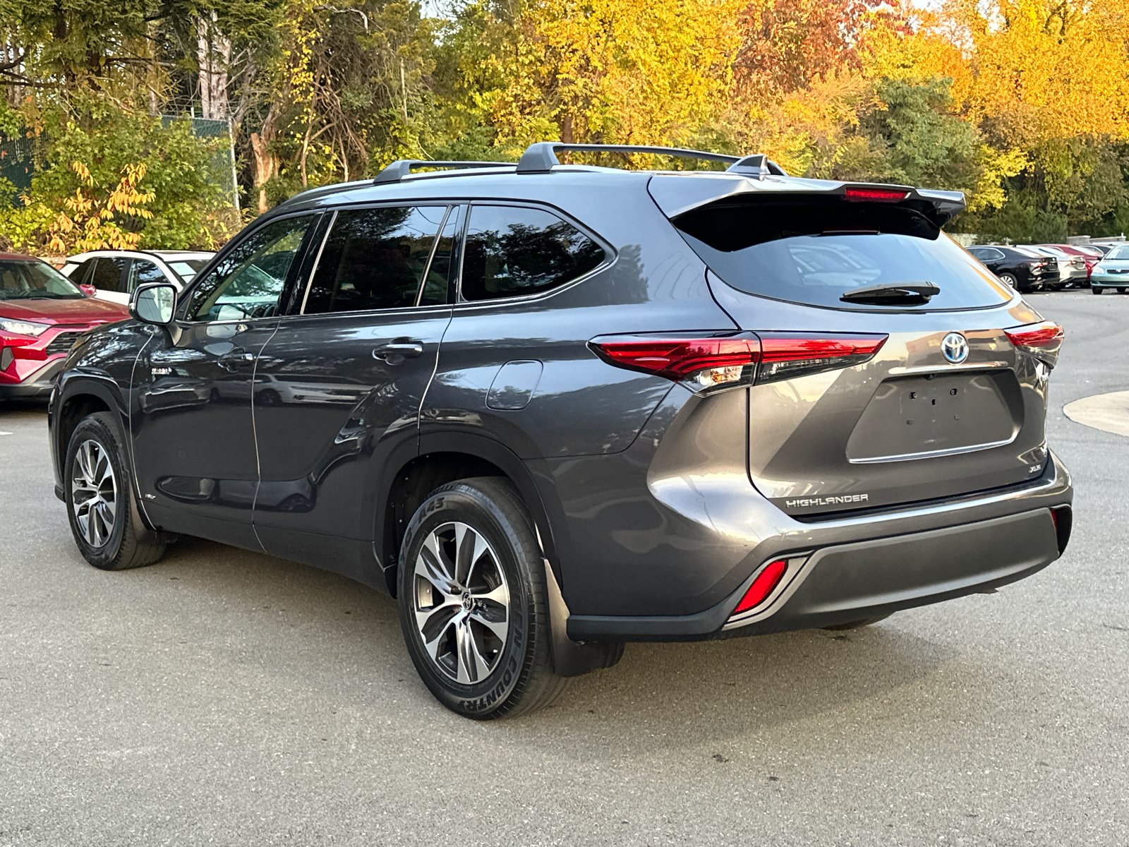 2021 Toyota Highlander Hybrid XLE 7