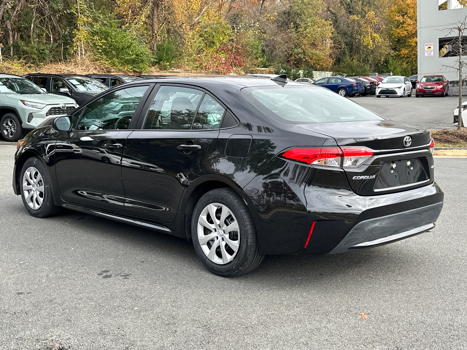 2022 Toyota Corolla LE 4