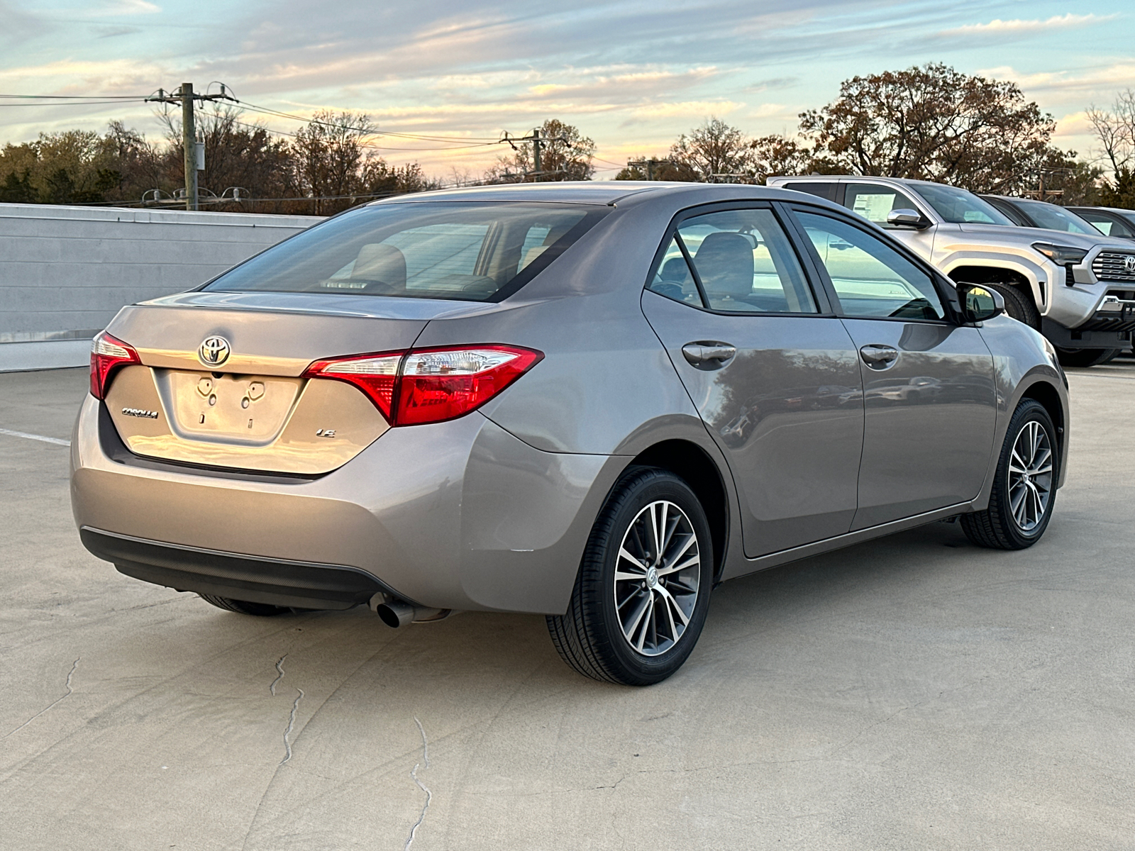 2016 Toyota Corolla LE Plus 7