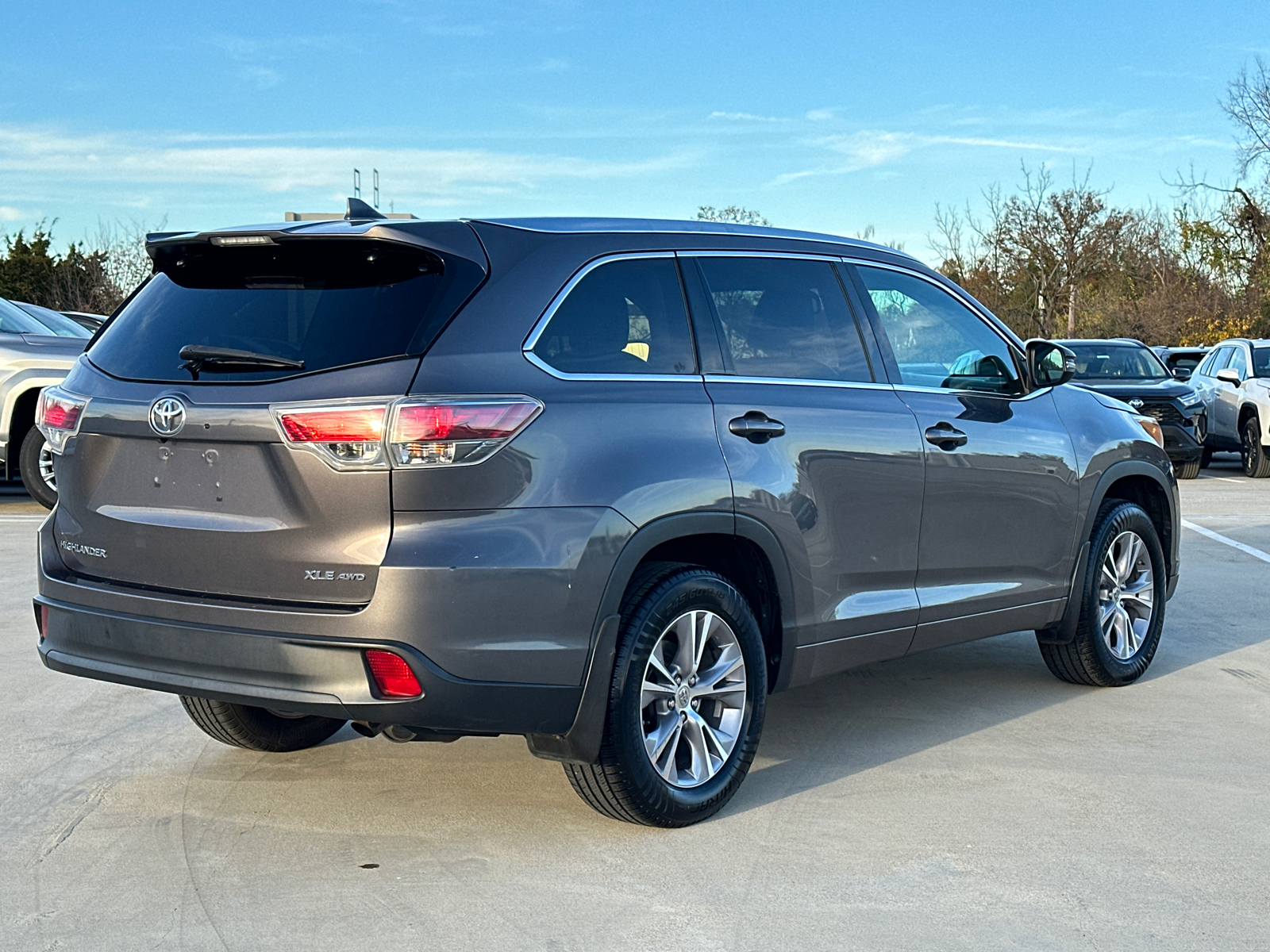 2015 Toyota Highlander XLE V6 8