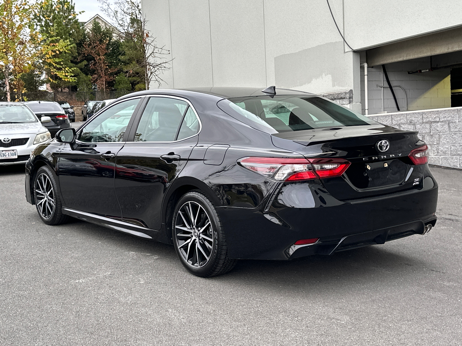 2021 Toyota Camry SE 6