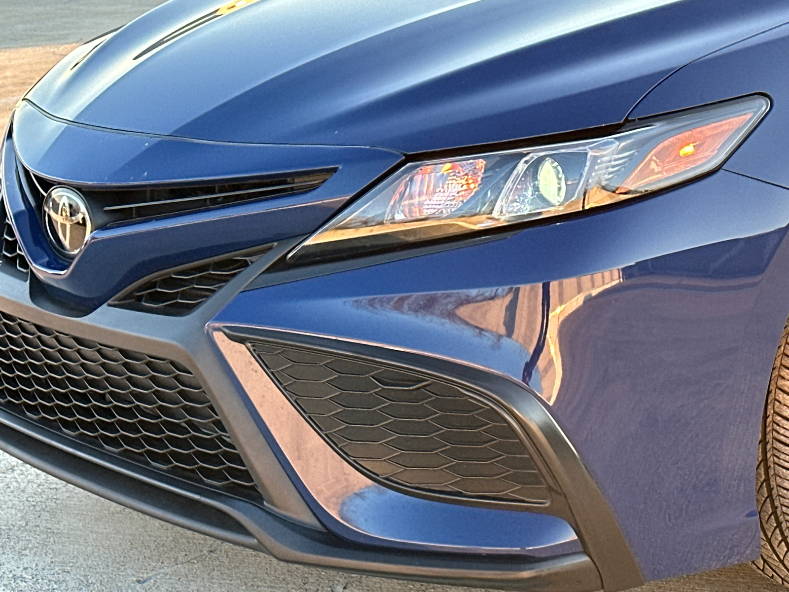 2024 Toyota Camry SE Nightshade 3