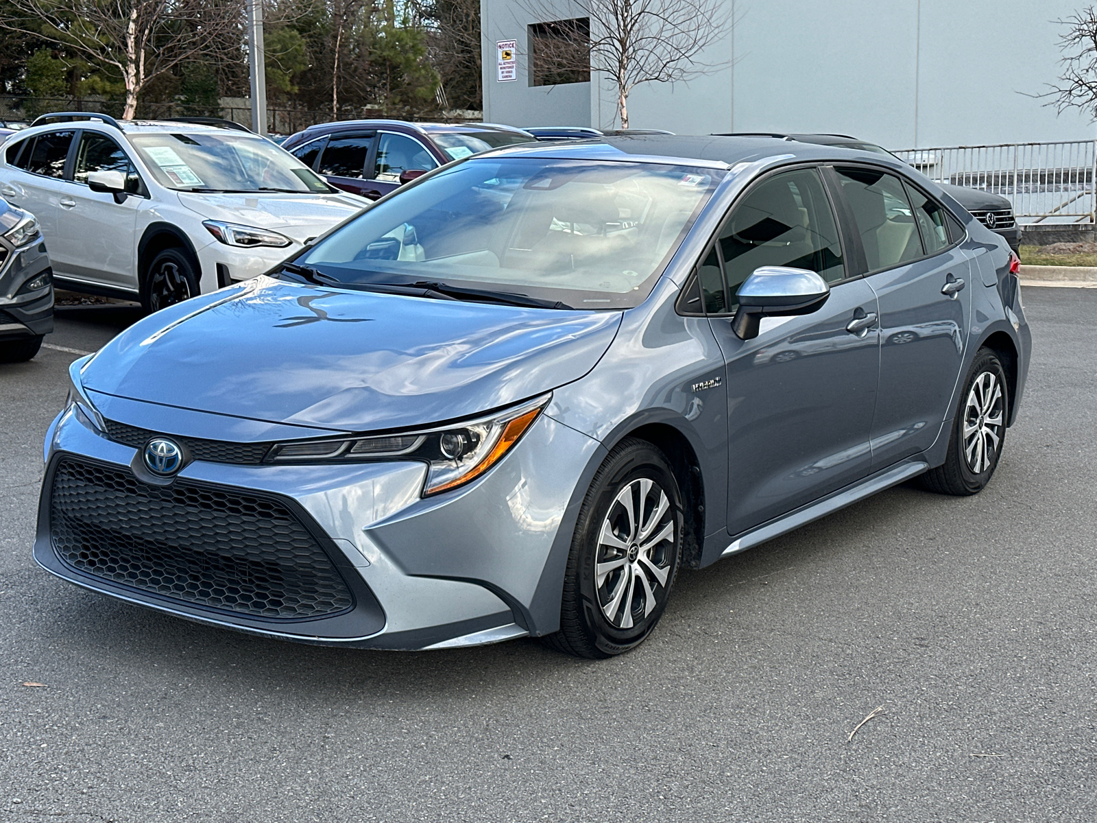 2021 Toyota Corolla Hybrid LE 3