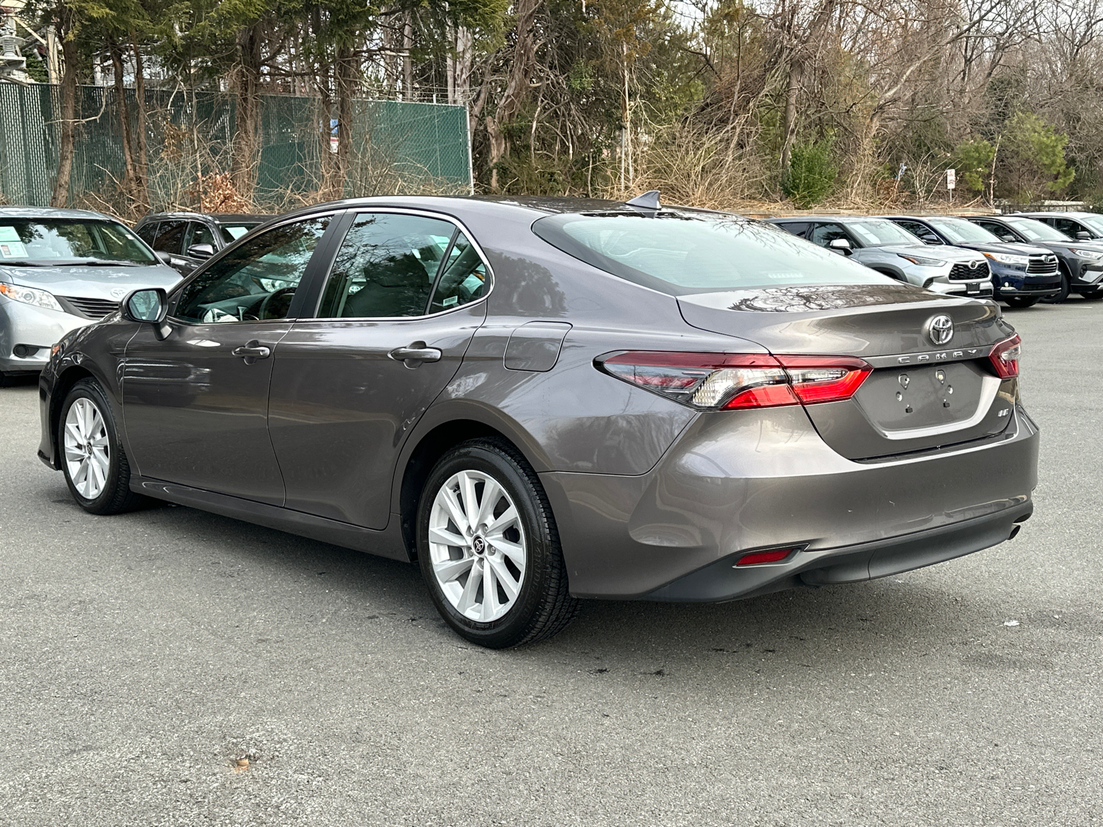 2022 Toyota Camry LE 6