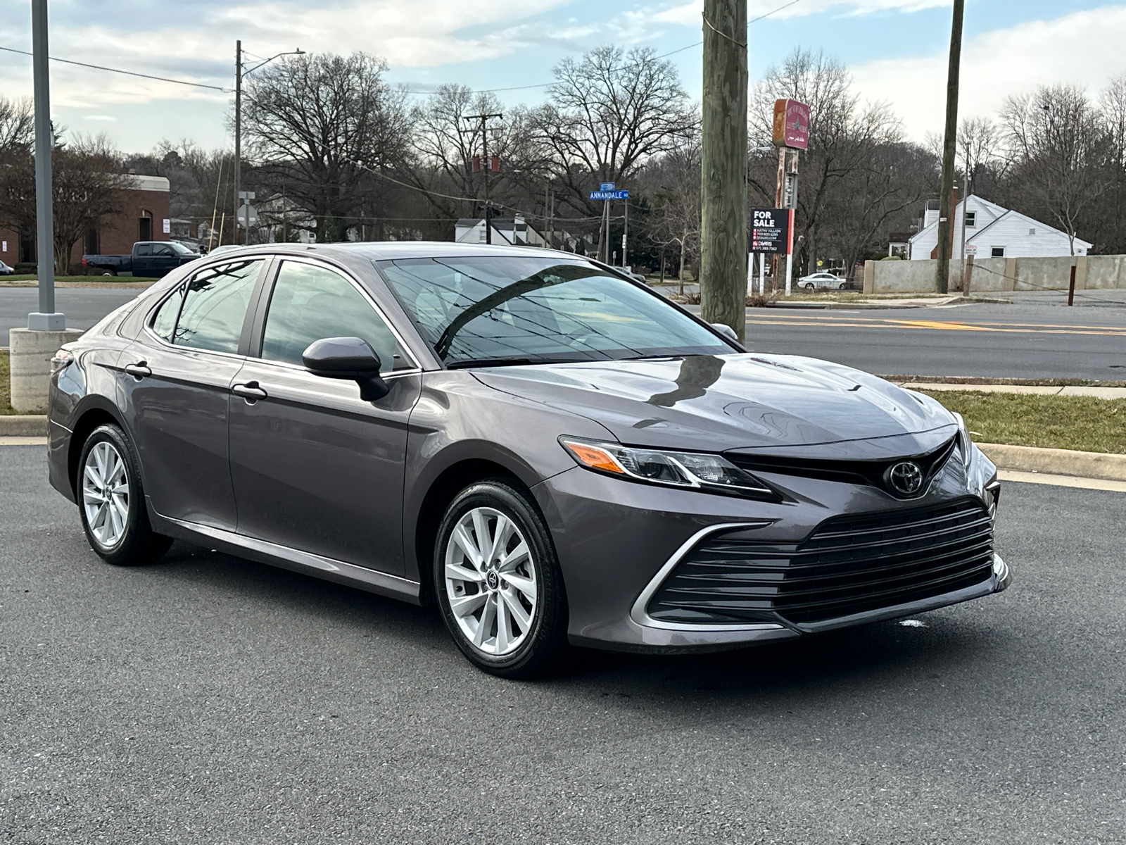 2022 Toyota Camry LE 30