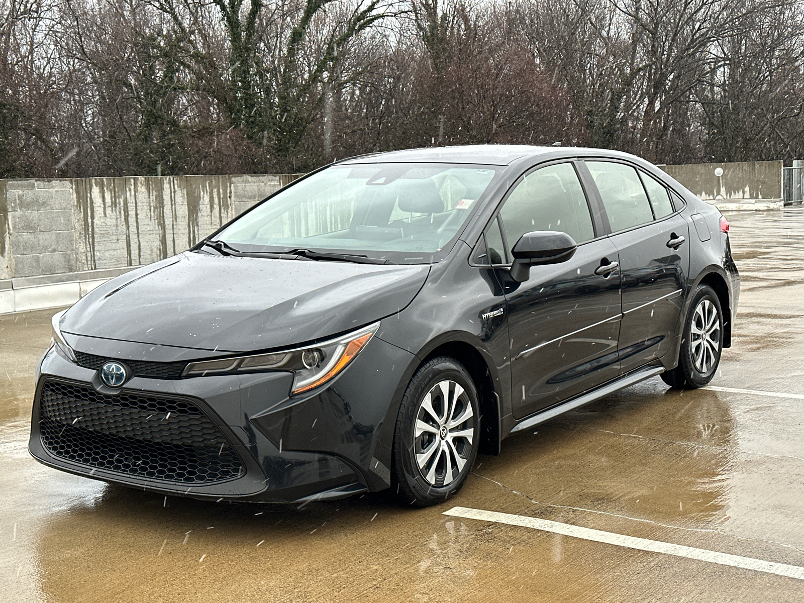 2021 Toyota Corolla Hybrid LE 3