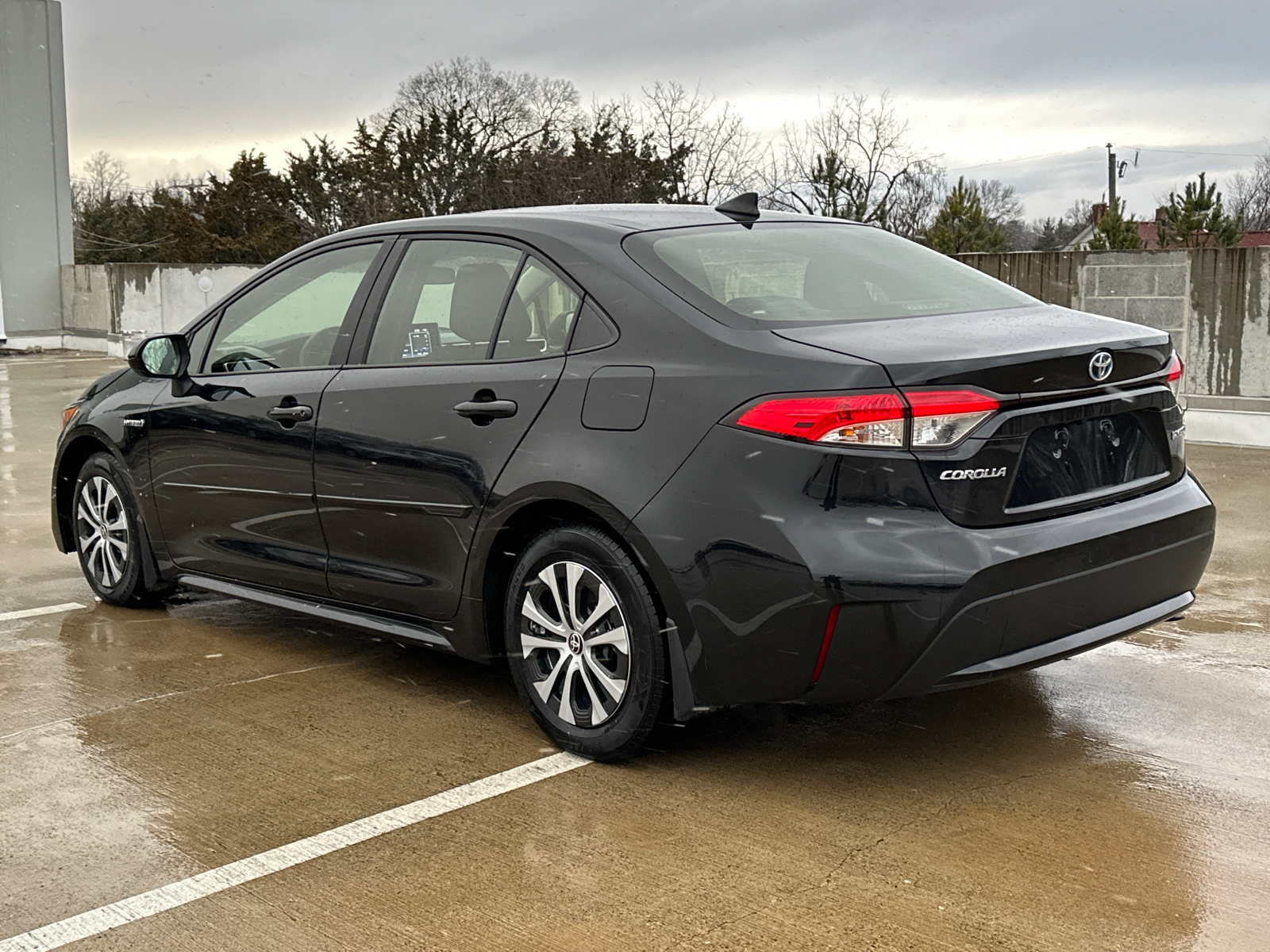 2021 Toyota Corolla Hybrid LE 4