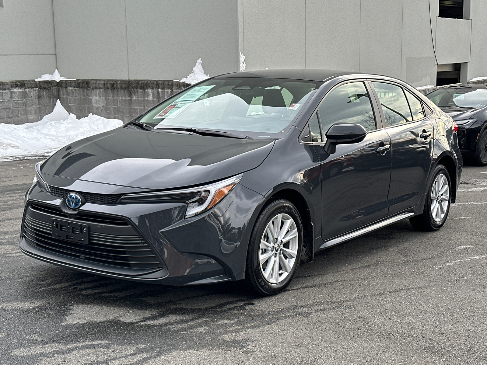 2023 Toyota Corolla Hybrid LE 3