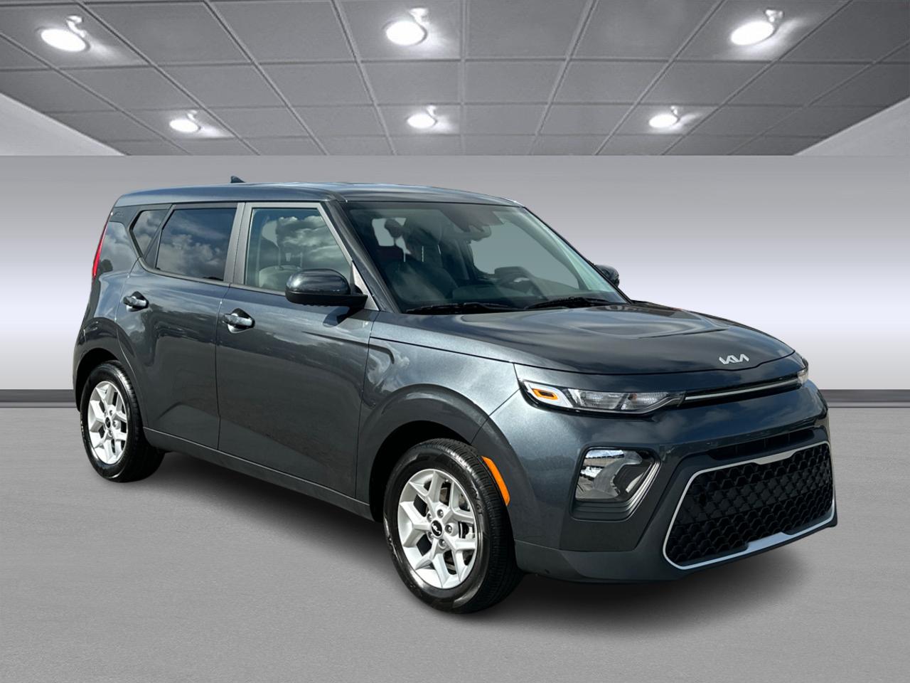 2022 Kia Soul S 1