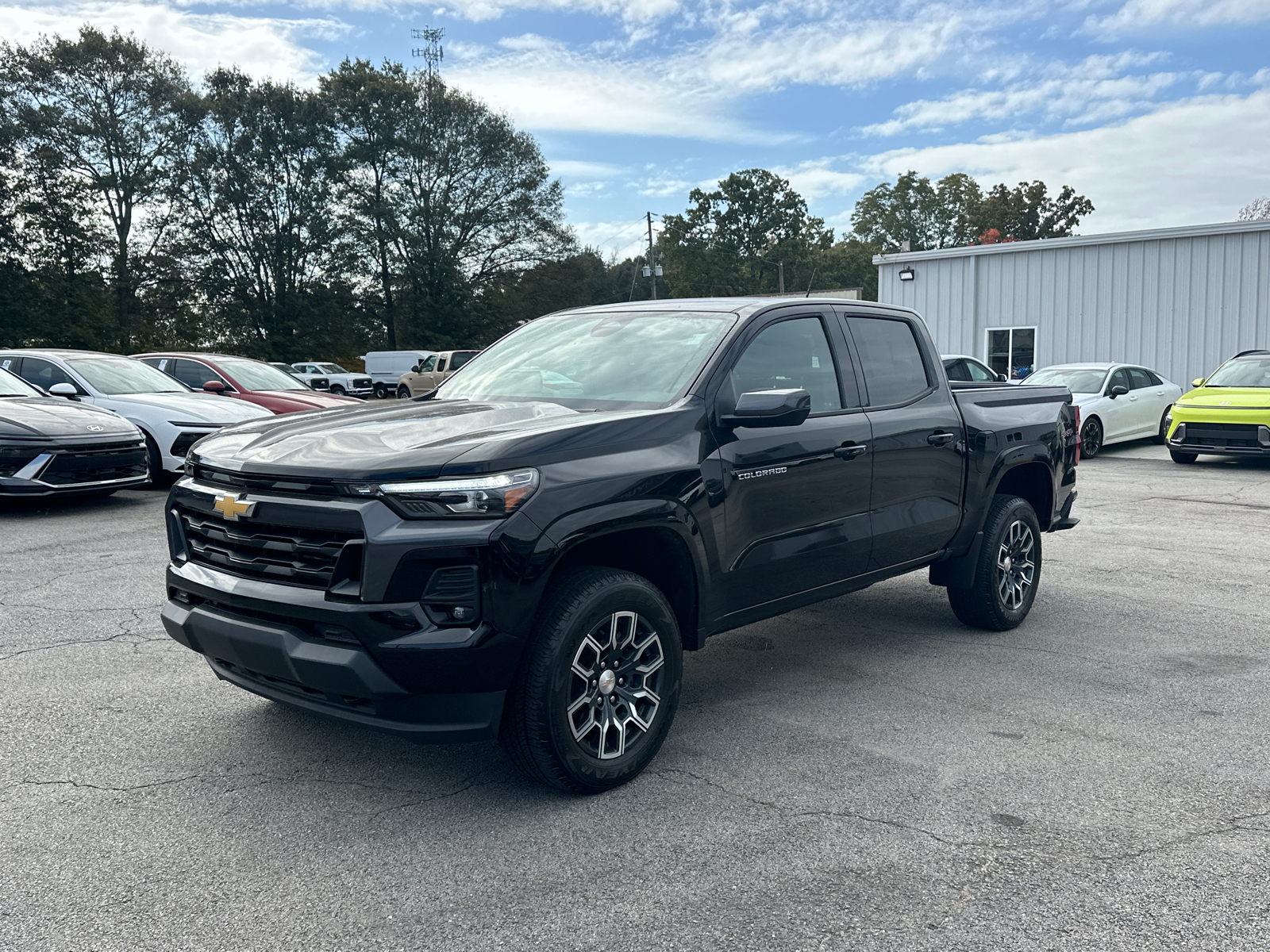 2023 Chevrolet Colorado LT 3