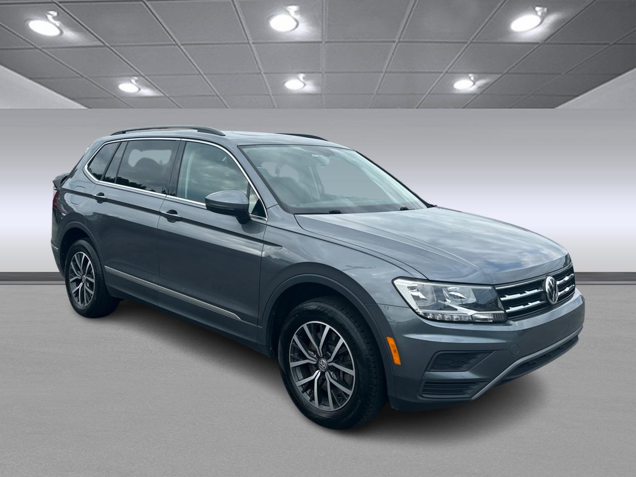 2020 Volkswagen Tiguan 2.0T SE 1