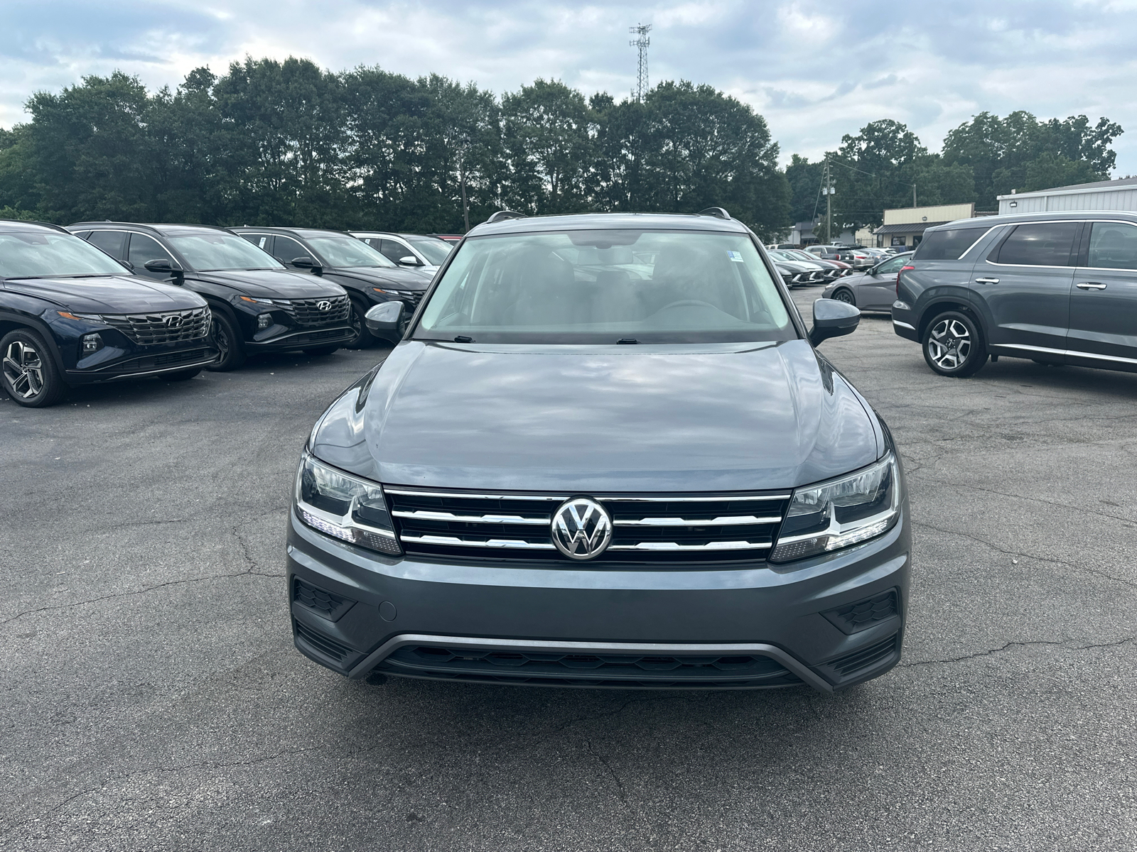 2020 Volkswagen Tiguan 2.0T SE 2