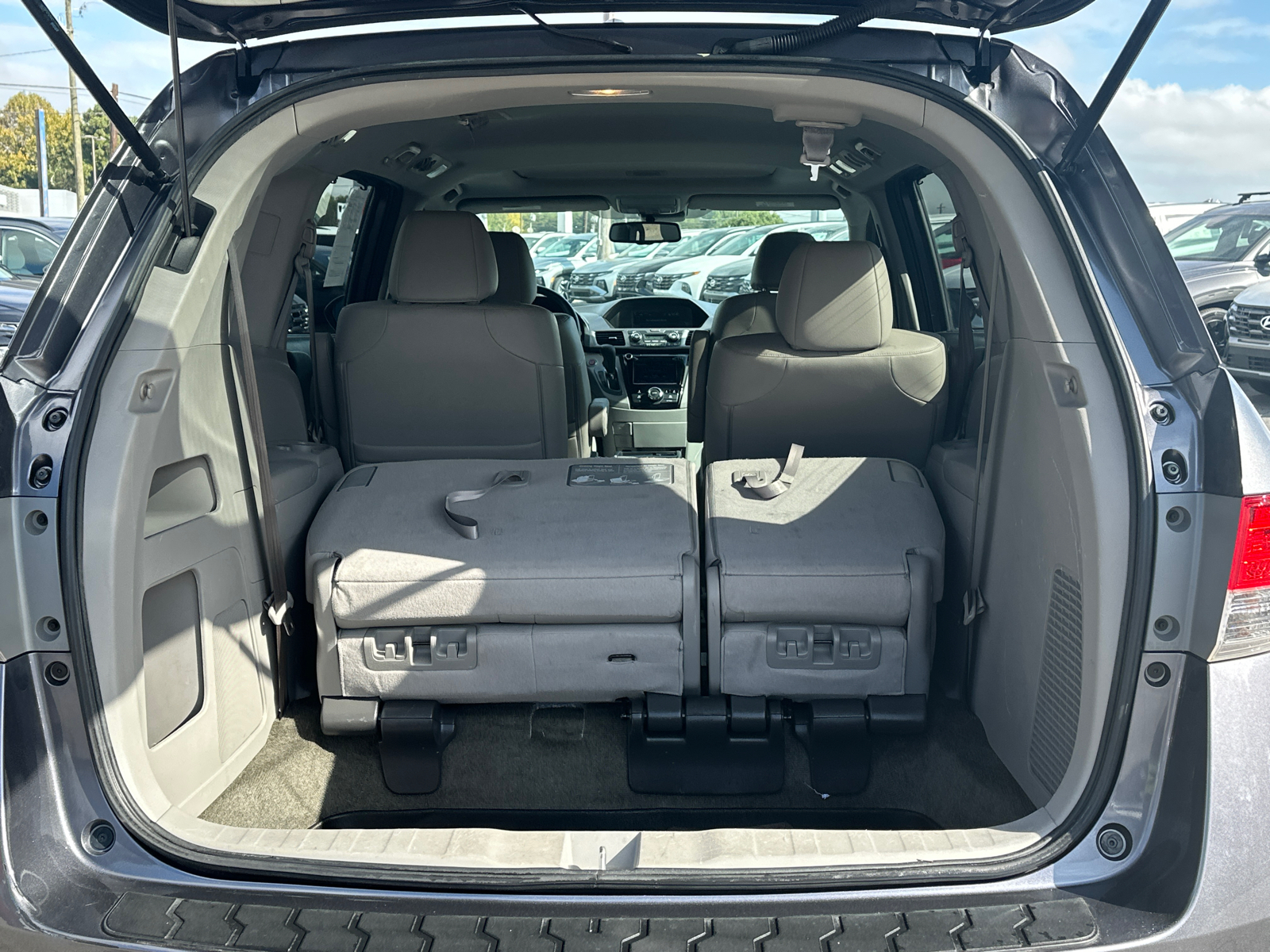 2016 Honda Odyssey EX-L 15