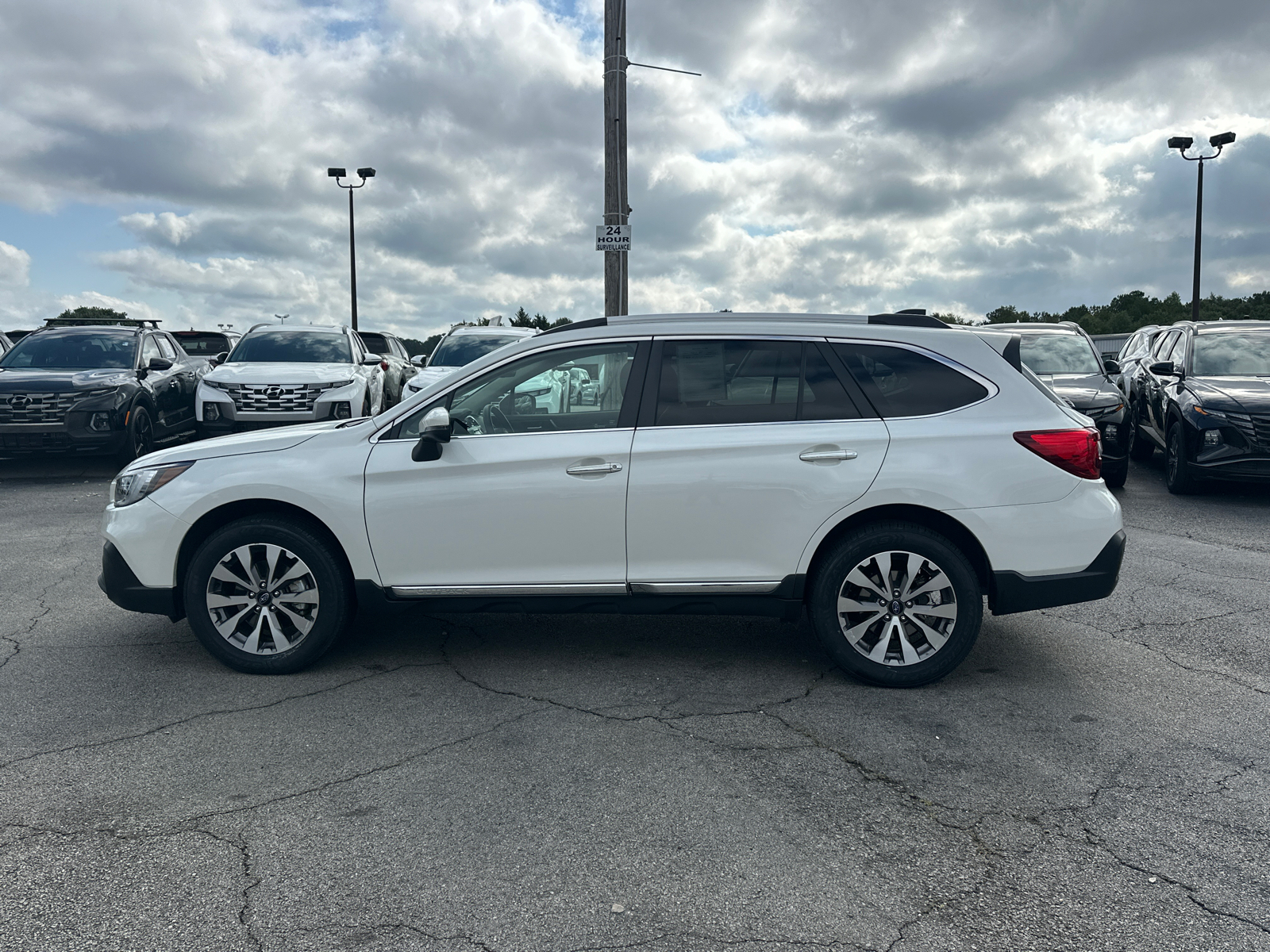 2019 Subaru Outback 2.5i 4