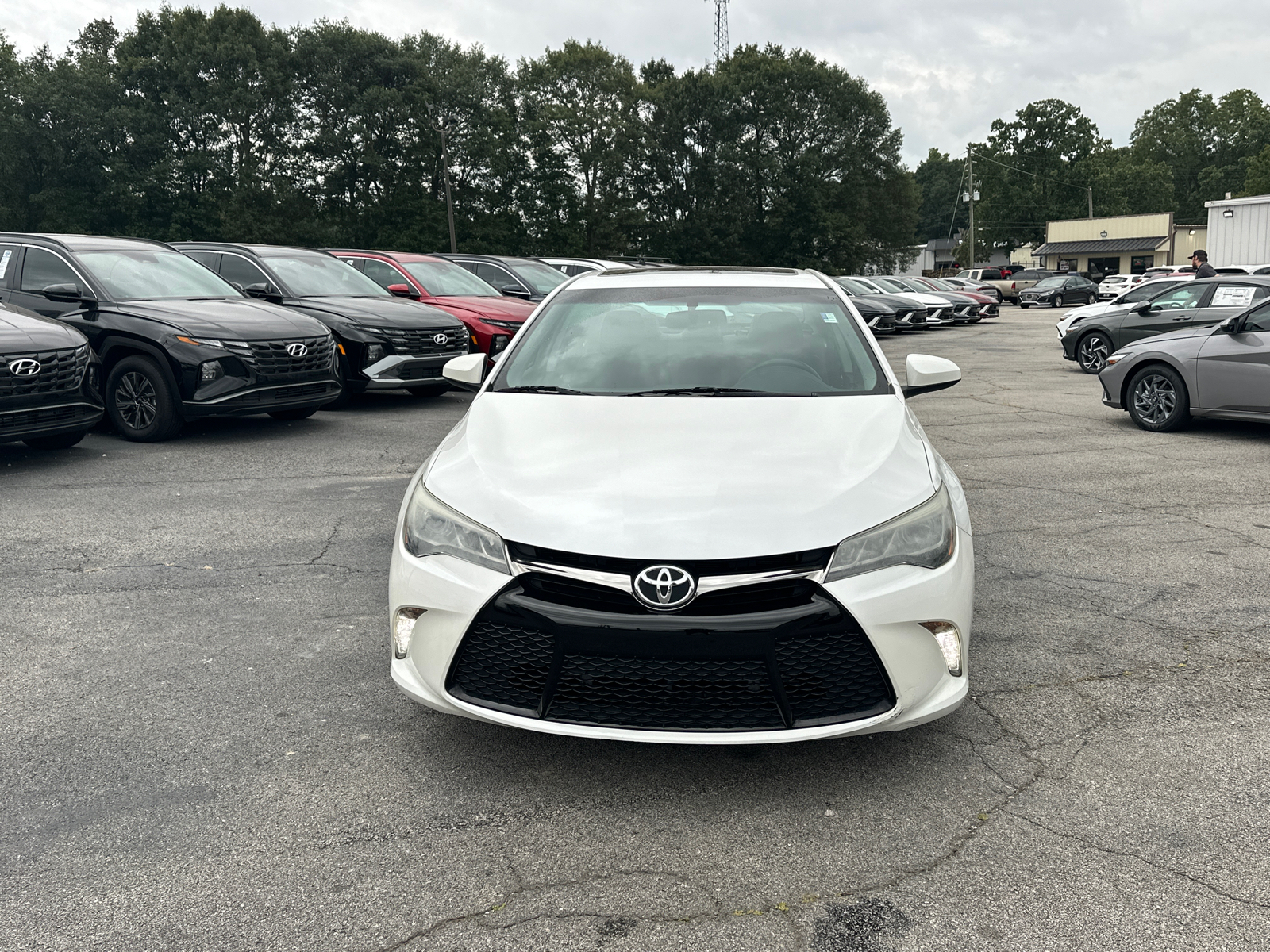 2016 Toyota Camry XSE V6 2