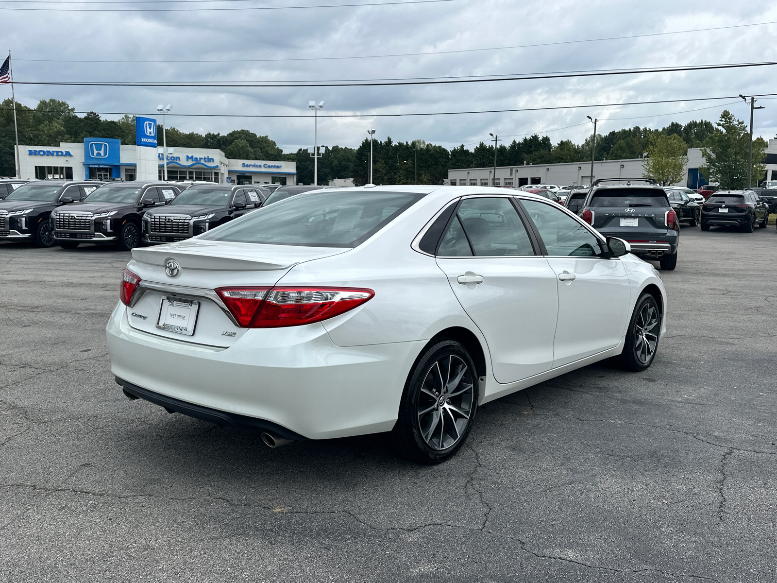 2016 Toyota Camry XSE V6 7