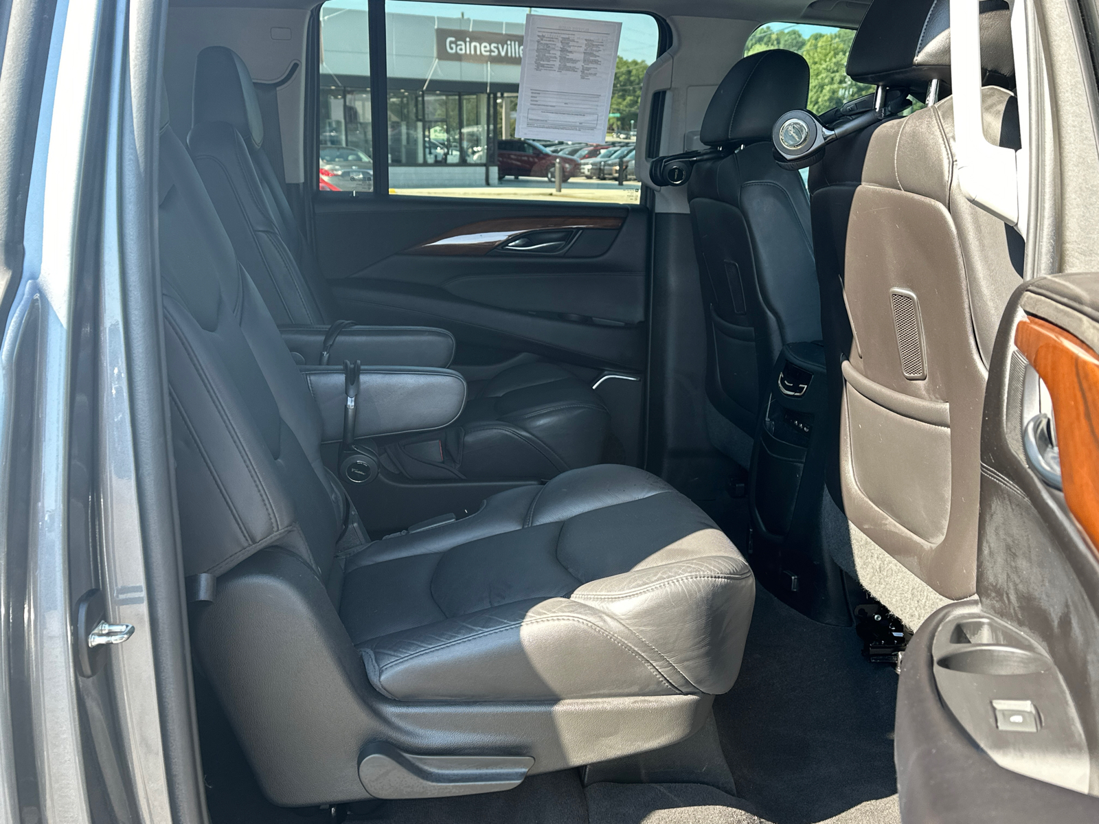 2018 Cadillac Escalade ESV Premium 13