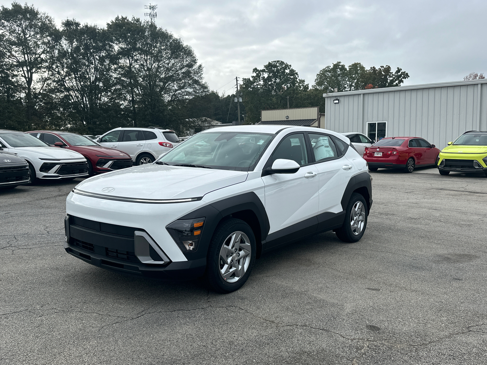 2025 Hyundai Kona SE 3