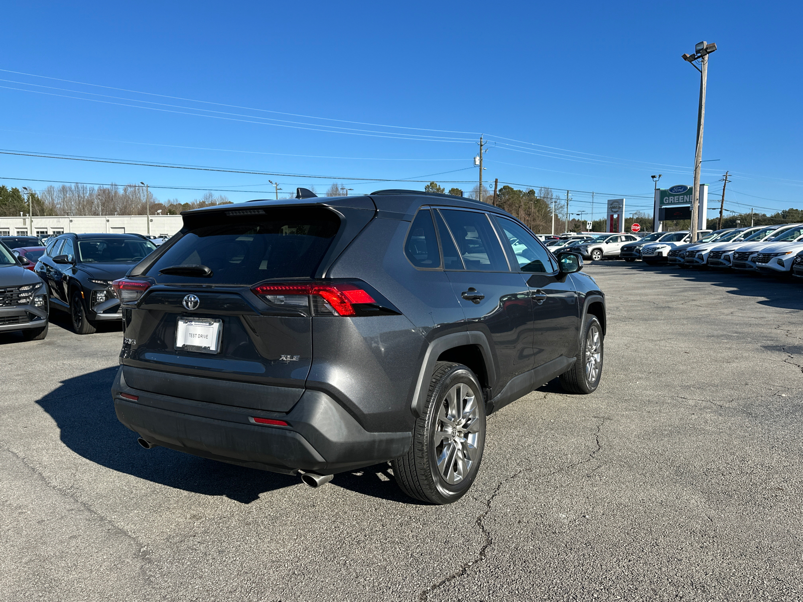 2021 Toyota RAV4 XLE Premium 7