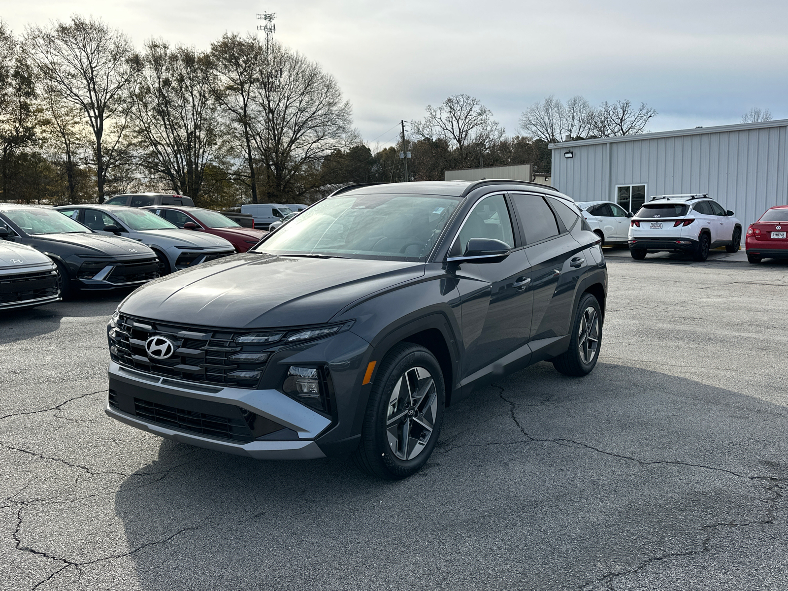 2025 Hyundai Tucson SEL 3