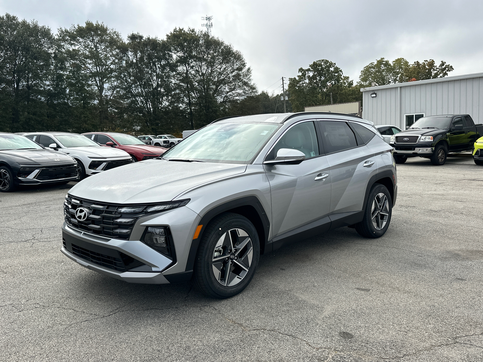 2025 Hyundai Tucson SEL 3