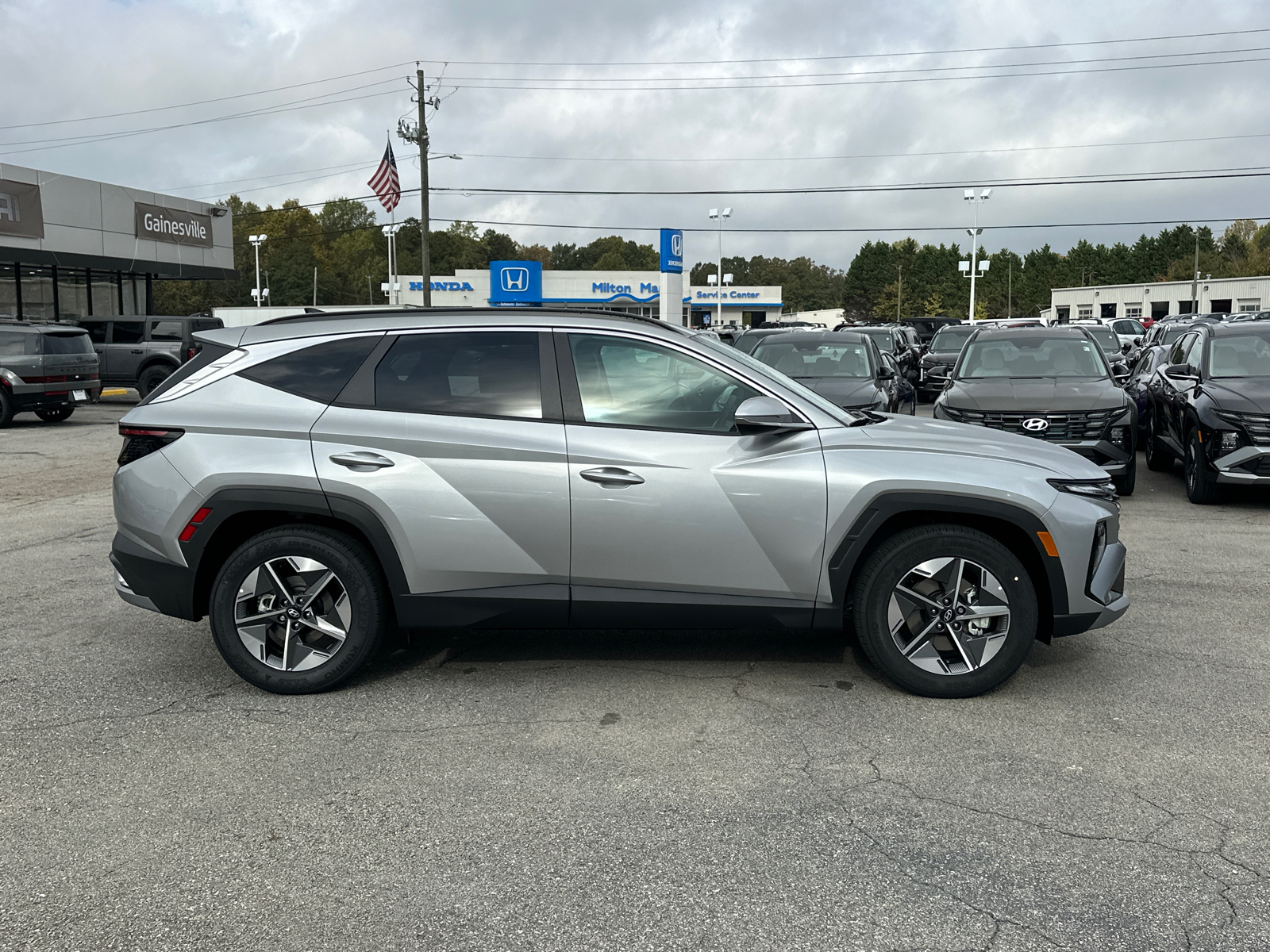 2025 Hyundai Tucson SEL 8