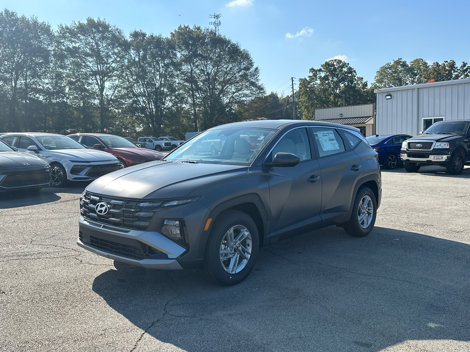 2025 Hyundai Tucson SE 3