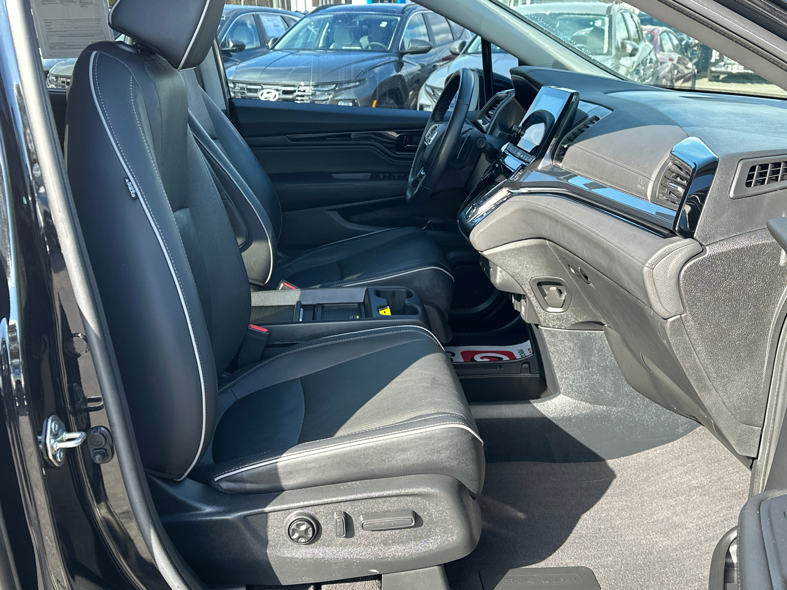 2021 Honda Odyssey Elite 12