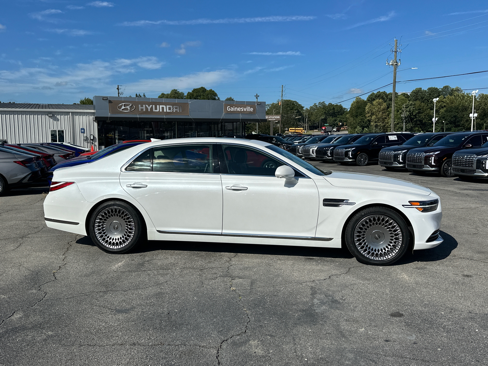 2020 Genesis G90 5.0 Ultimate 8