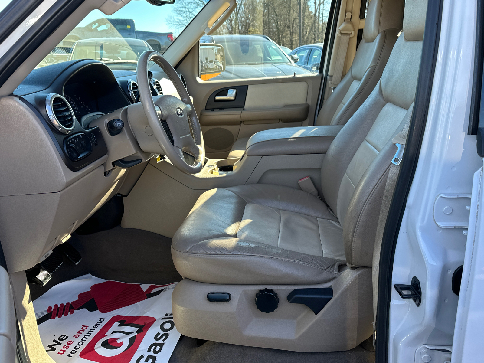 2003 Ford Expedition Eddie Bauer 9