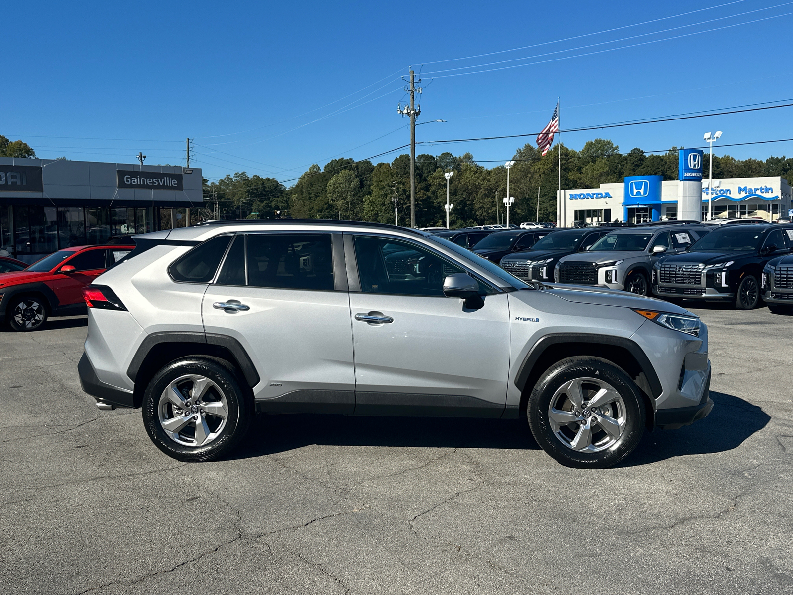 2020 Toyota RAV4 Hybrid Limited 8