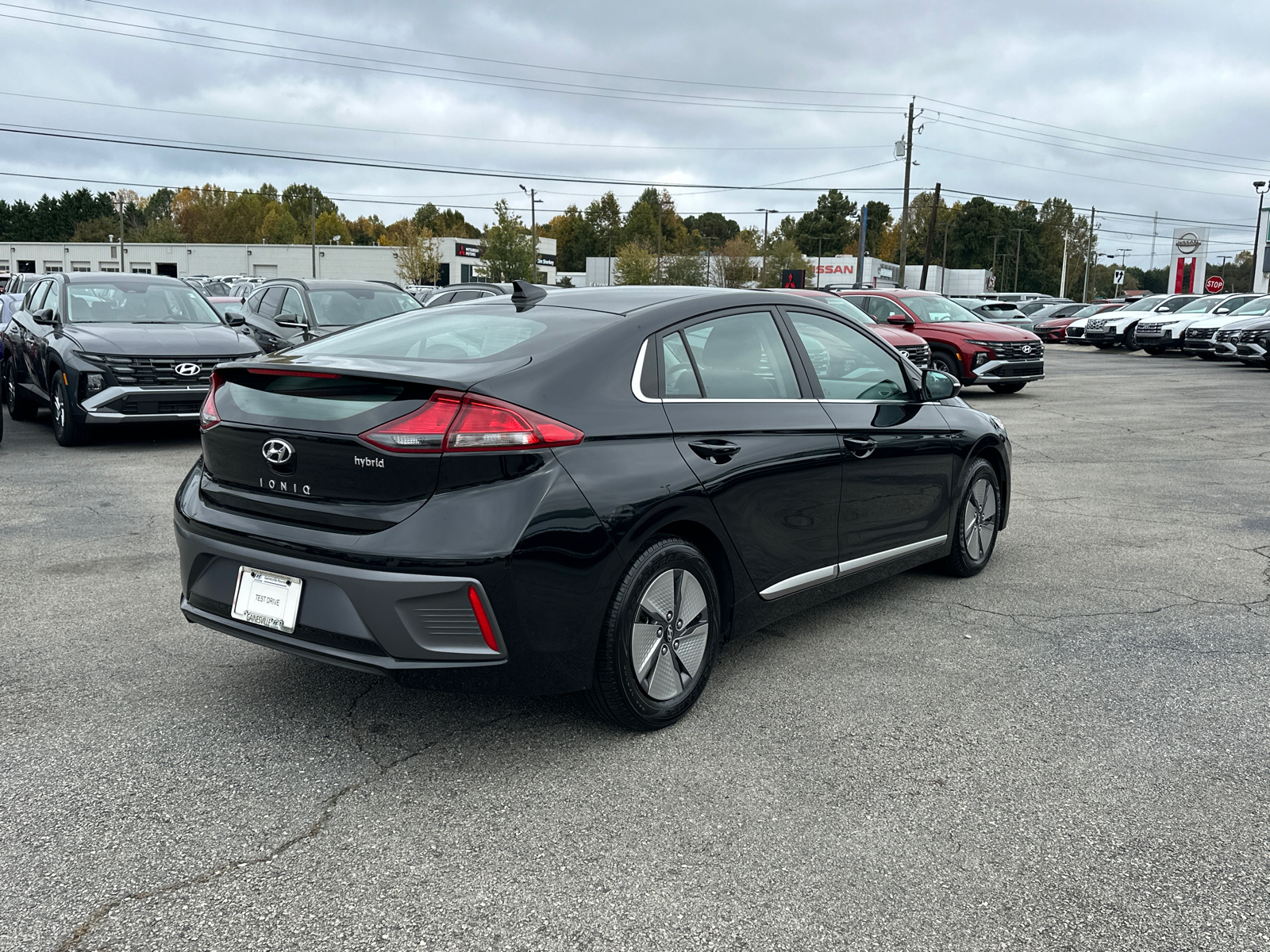 2021 Hyundai Ioniq Hybrid SE 7