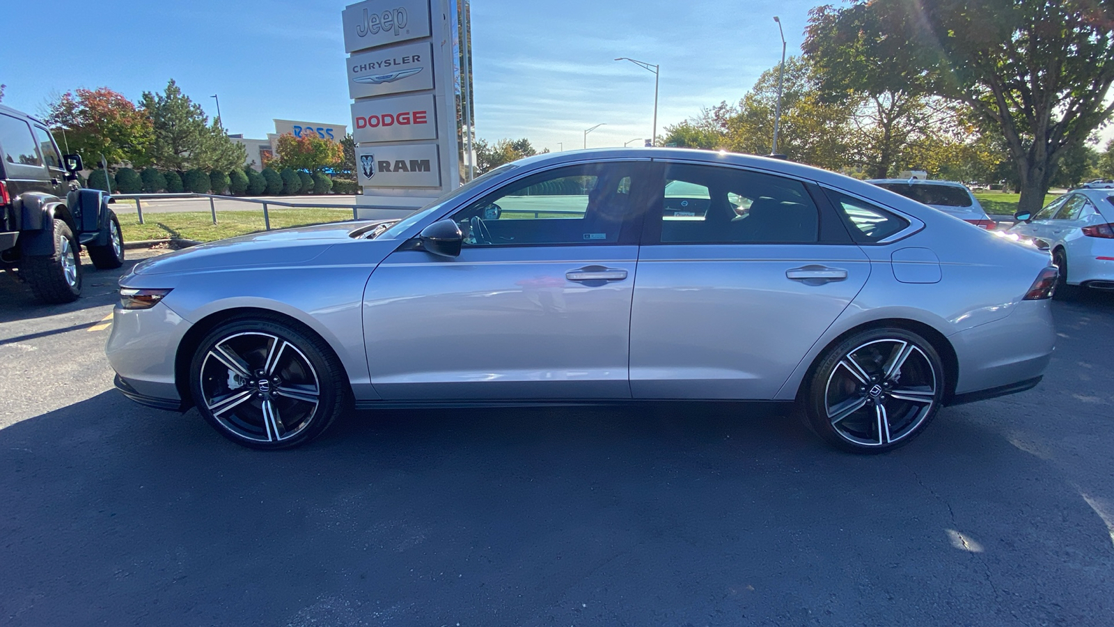 2023 Honda Accord Hybrid Sport 8