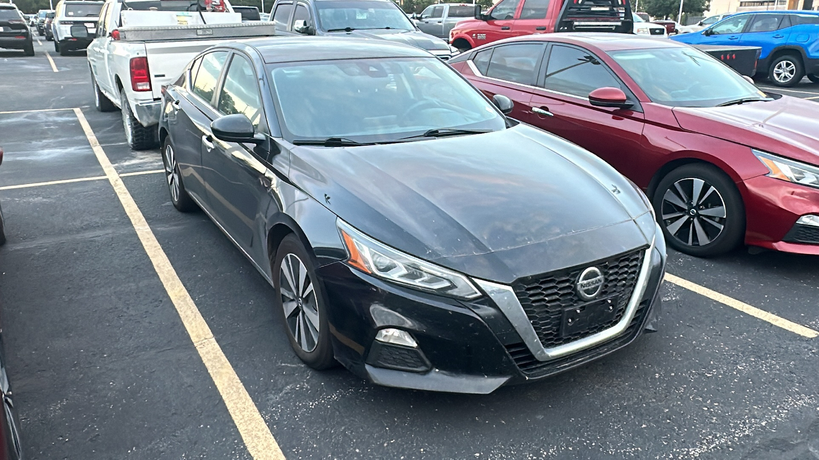 2022 Nissan Altima 2.5 SV 2