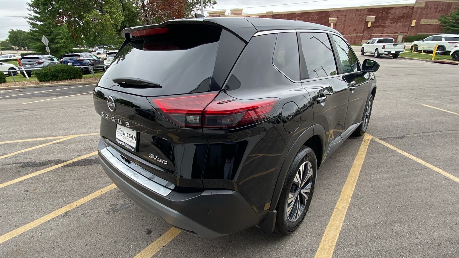 2023 Nissan Rogue SV 7