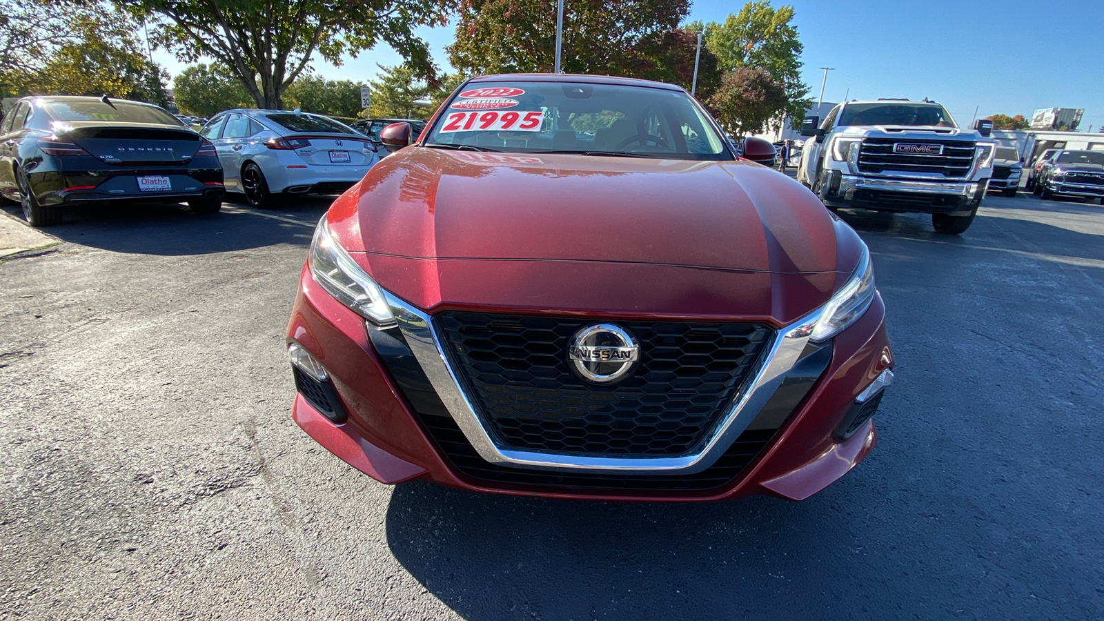 2022 Nissan Altima 2.5 SV 2